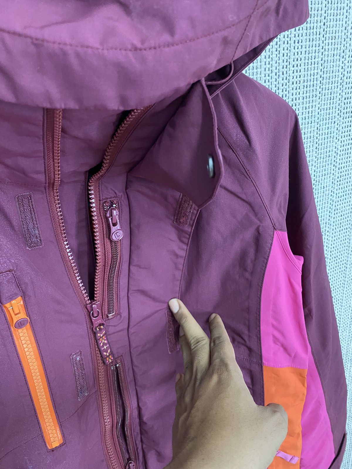 Burton × Goretex × Vintage Burton x goretex multicolour outdoor jacket nice design Size US S / EU 44-46 / 1 - 9 Thumbnail