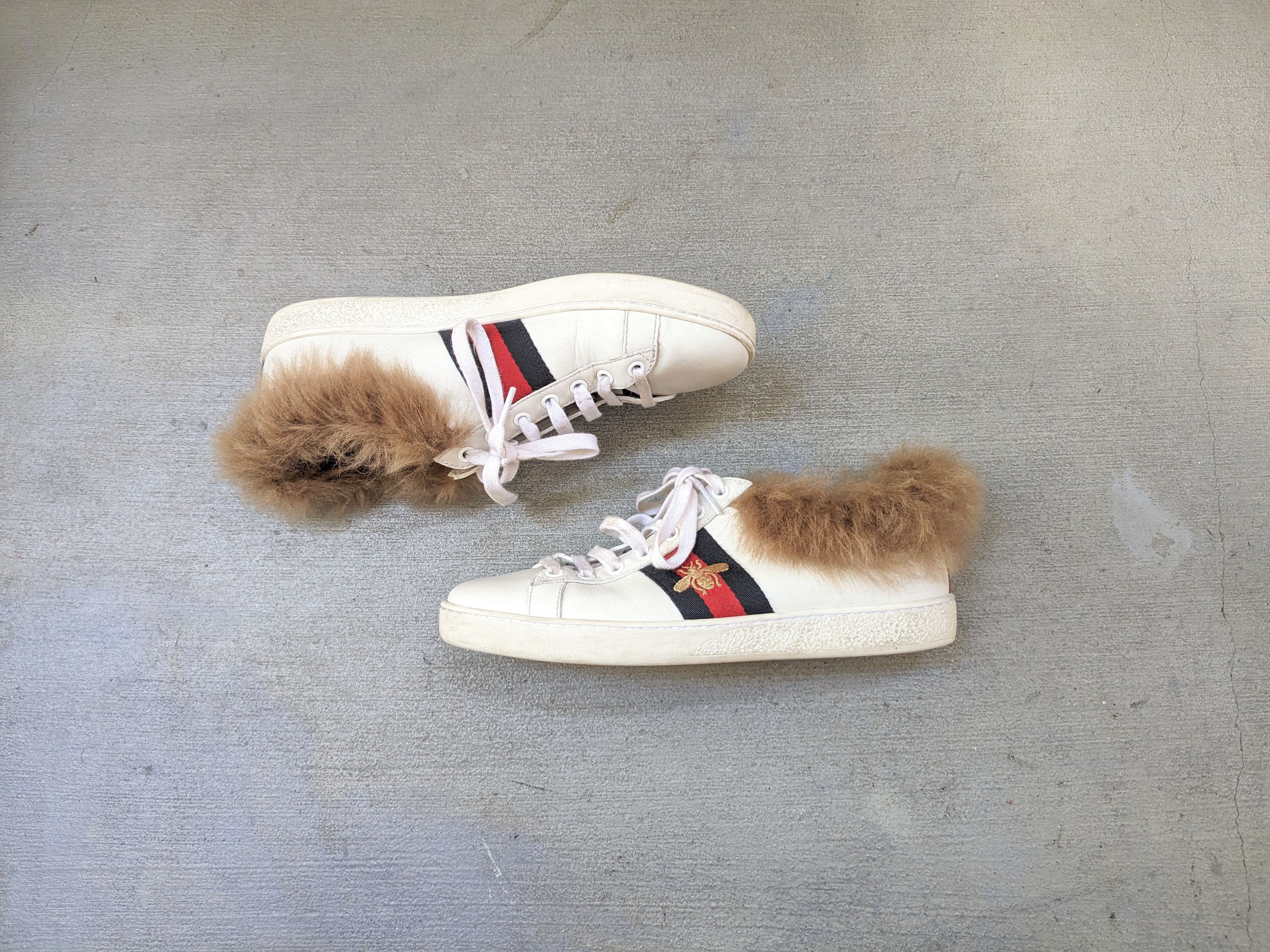 Gucci Women's Gucci Ace Sneakers Bee White 8 Low Top Fur Shearling Size US 8 / IT 38 - 1 Thumbnail