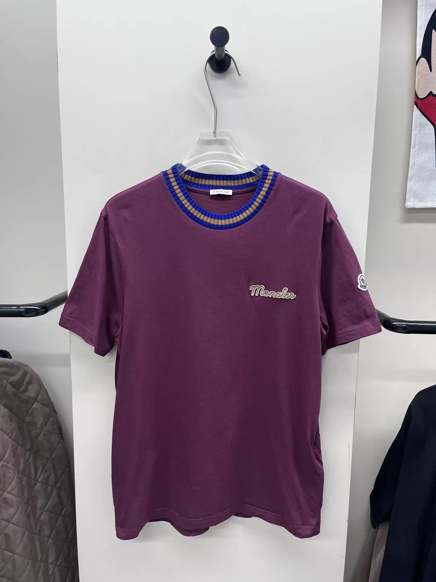 Moncler Moncler Knit Collar Embroidered Logo SS Tee XL Size XL / US 12-14 / IT 48-50 - 1 Thumbnail