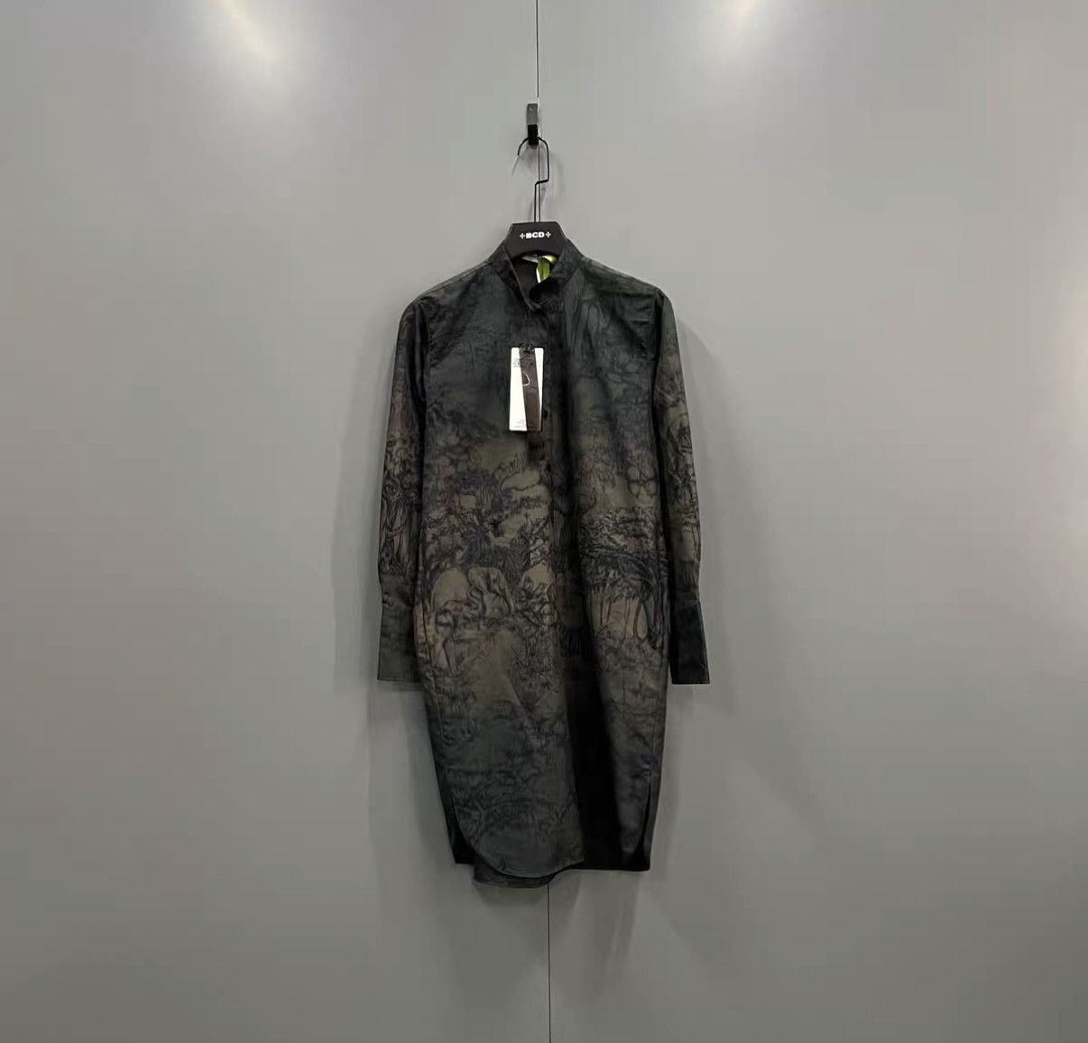 Dior Dior Animal World Printed Shirt Dress J41 Size XS / US 0-2 / IT 36-38 - 1 Thumbnail