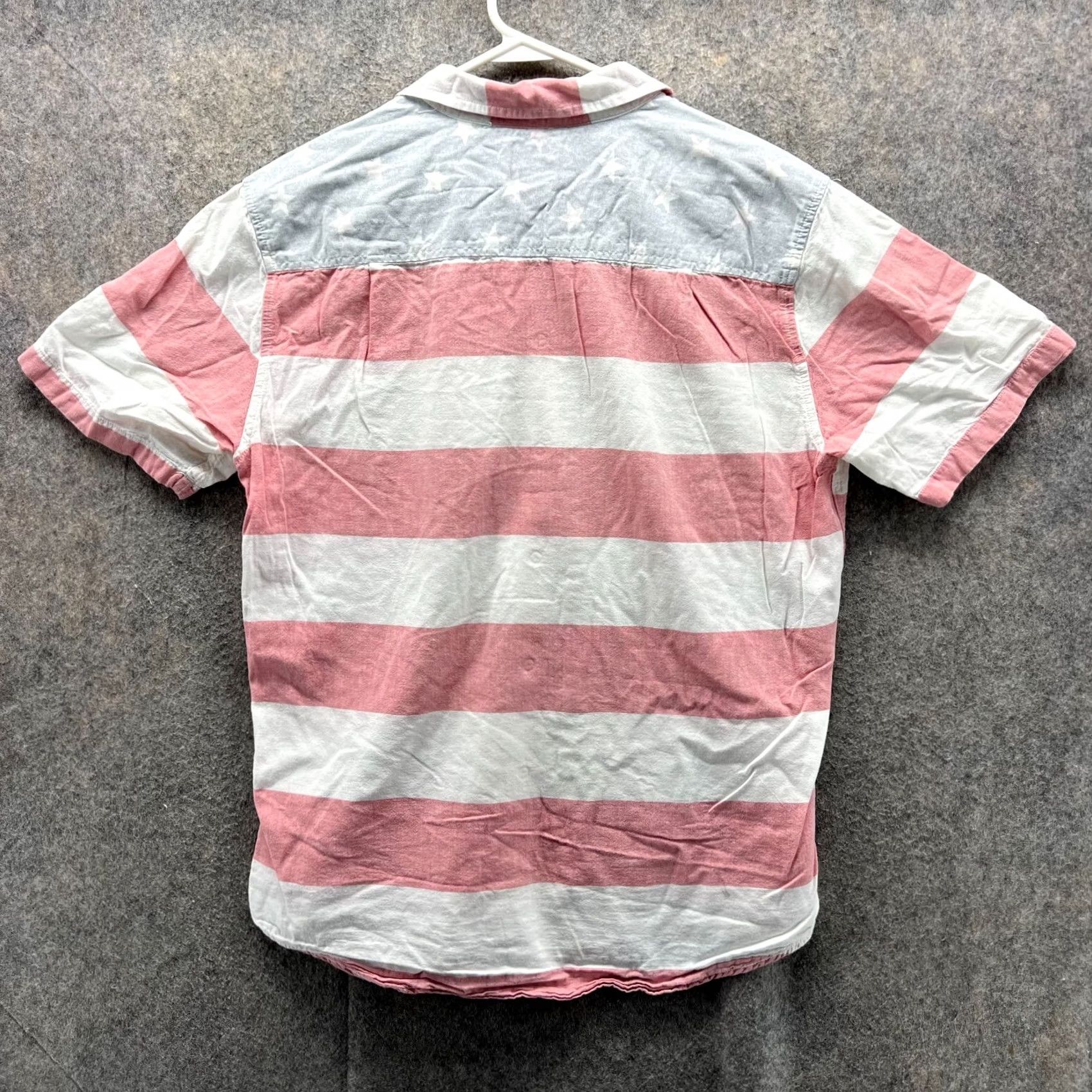 Quiksilver VINTAGE Quiksilver Shirt Men L Pink Blue Striped Button Down Short Sleeve Pocket VTG Size US L / EU 52-54 / 3 - 2 Thumbnail