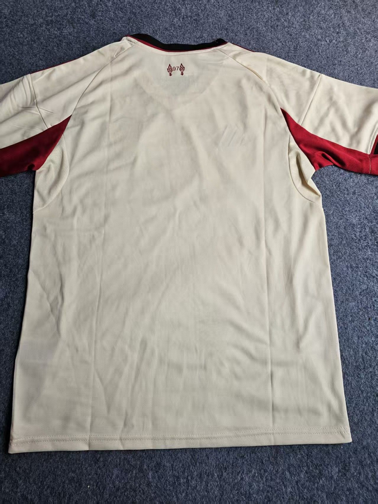 Other 2025 26 Liverpool Jersey Third Away S Size US S / EU 44-46 / 1 - 5 Thumbnail