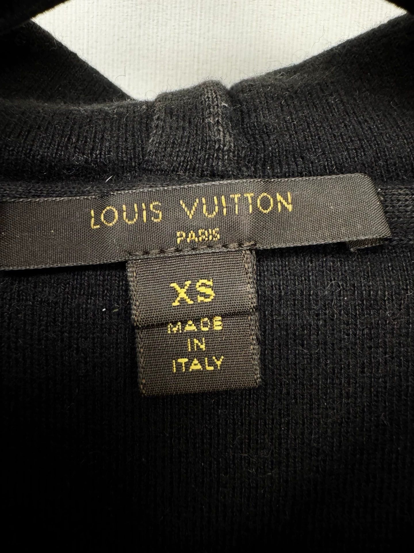 Louis Vuitton Louis Vuitton LV cashmere knitted jacket Size XS / US 0-2 / IT 36-38 - 2 Thumbnail