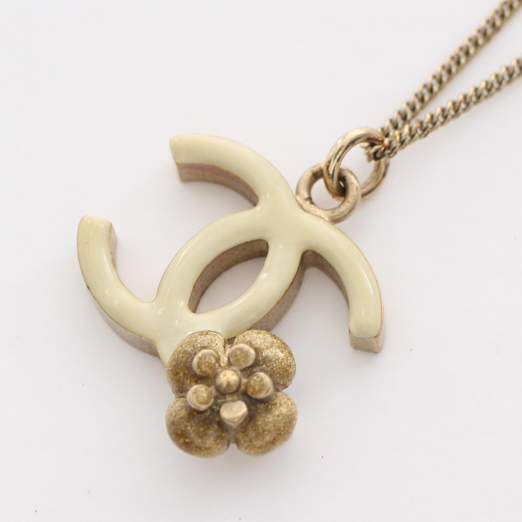 Chanel Chanel CC Camellia Chain Necklace Metal Necklace B13C in Good Condition Size ONE SIZE - 1 Thumbnail
