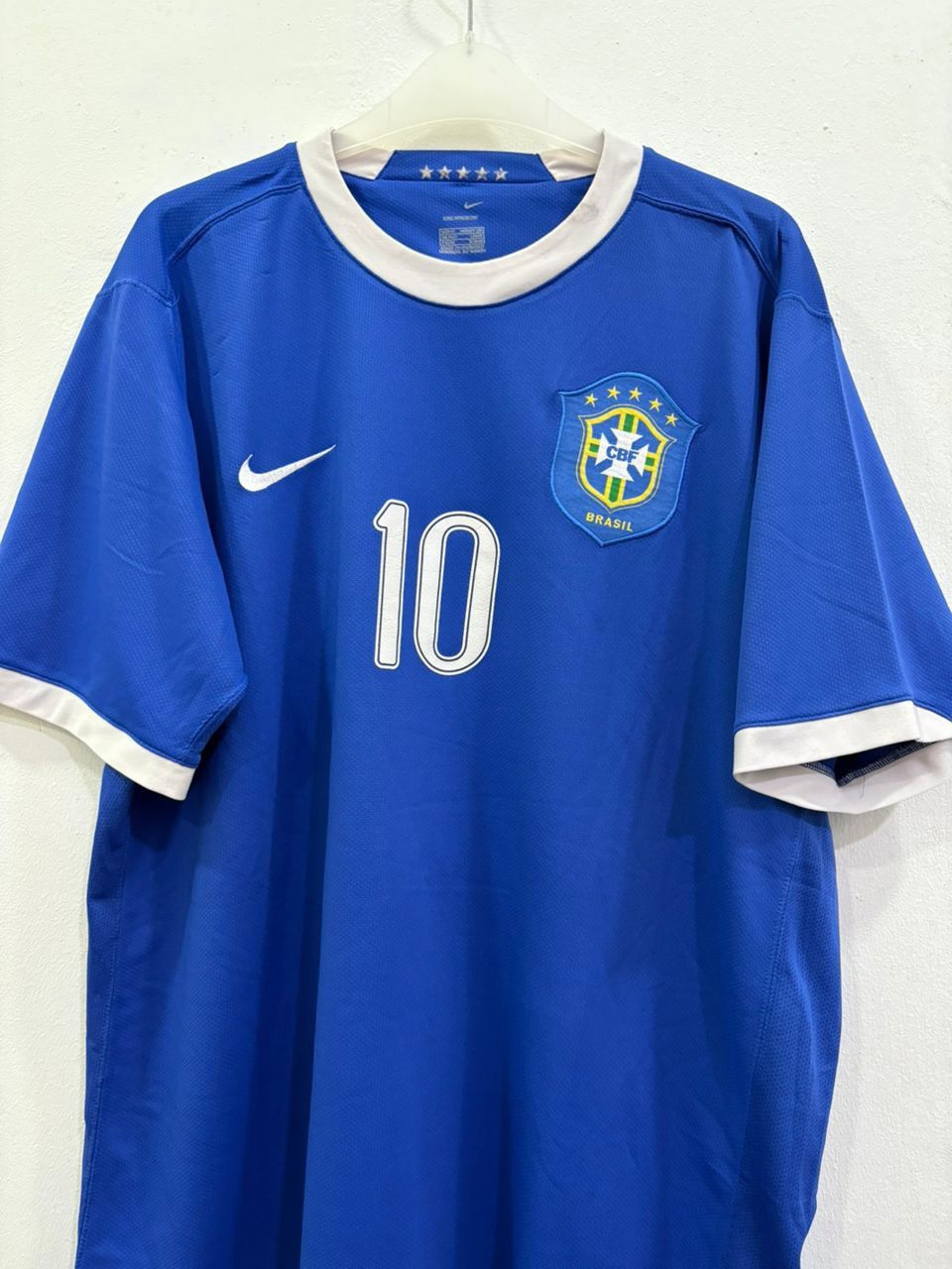Nike Brazil 2006/08 Away #10 RONALDINHO Size US XL / EU 56 / 4 - 1 Thumbnail