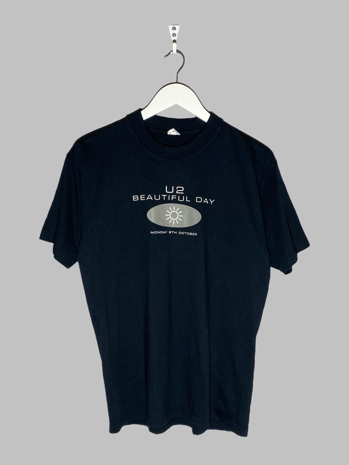 Band Tees 🔥 U2 BEAUTIFUL DAY TEE Y2K TOUR VINTAGE BAND SHIRT 90s VIBES Size US M / EU 48-50 / 2 - 1 Thumbnail