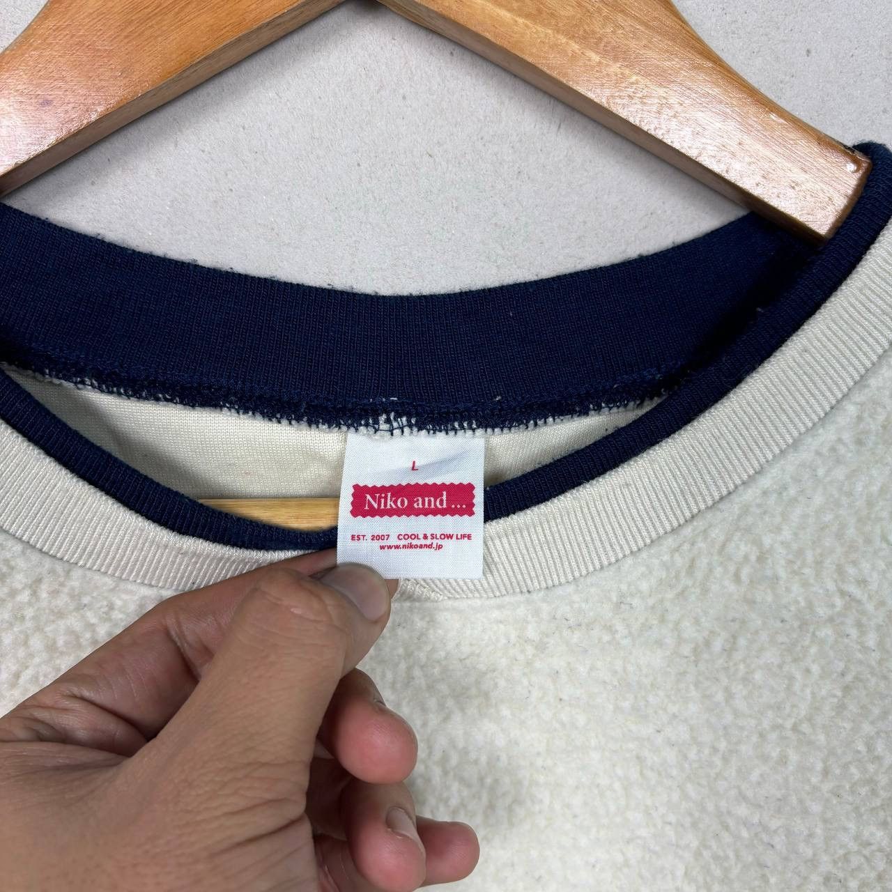 Japanese Brand Niko and… Brighton White Cream Fleece Sweatshirt Size US L / EU 52-54 / 3 - 5 Thumbnail