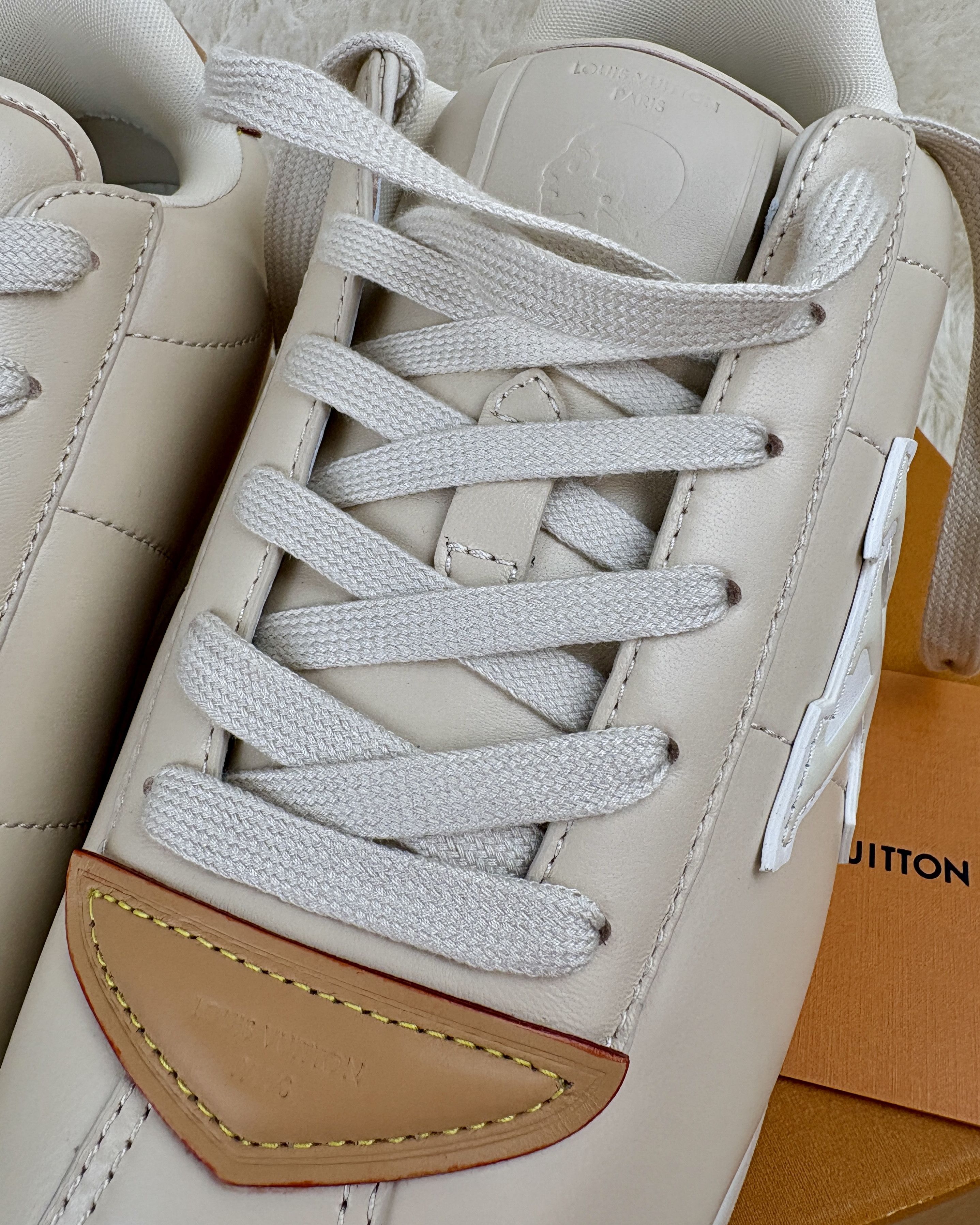 Louis Vuitton 100% original L Vuitton BUTTERSOFT men's sneakers. UK Size 9 Size US 10 / EU 43 - 13 Thumbnail