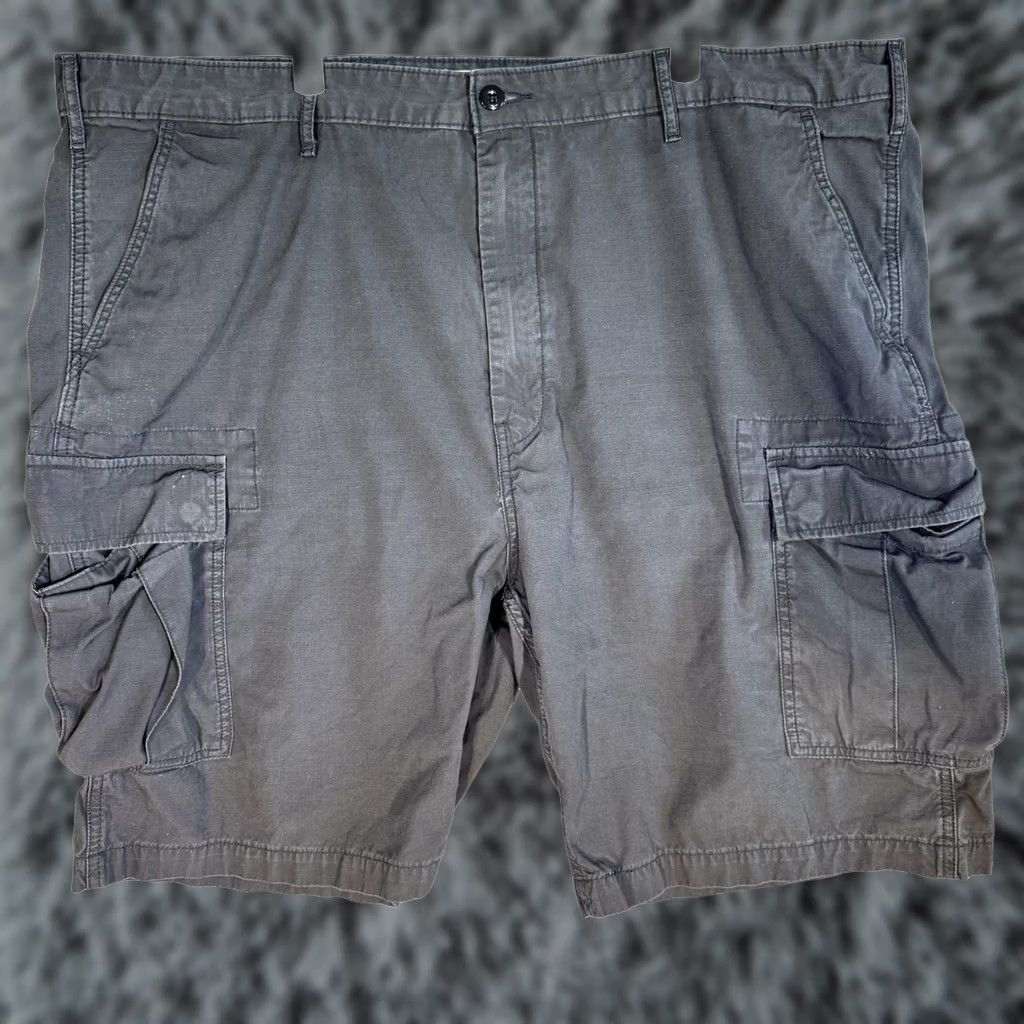 Levi's VINTAGE Levis Cargo Shorts Mens 46 Gray Cotton Relaxed Fit Multi Pocket Zip Fly Size US 30 / EU 46 - 1 Thumbnail