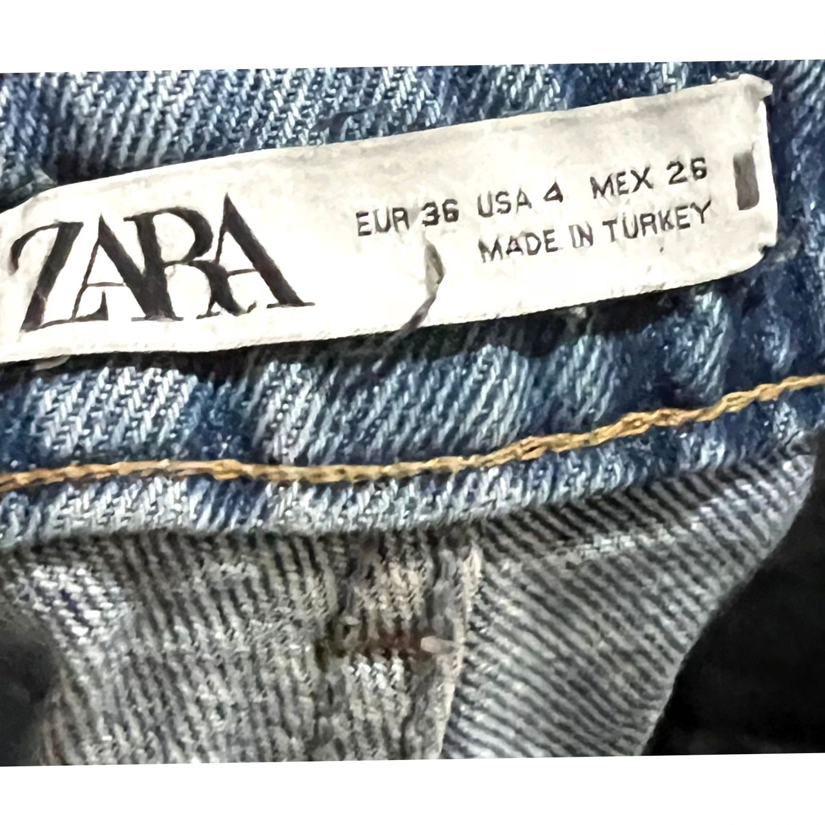 Zara VINTAGE Zara Women’s Premium Denim Jeans Blue W/ Raw Edge 100% Cotton Size 4 (27) Distressed 5-Pocket Design Straight Mens Womens Girls? Size 27" / US 4 / IT 40 - 7 Thumbnail