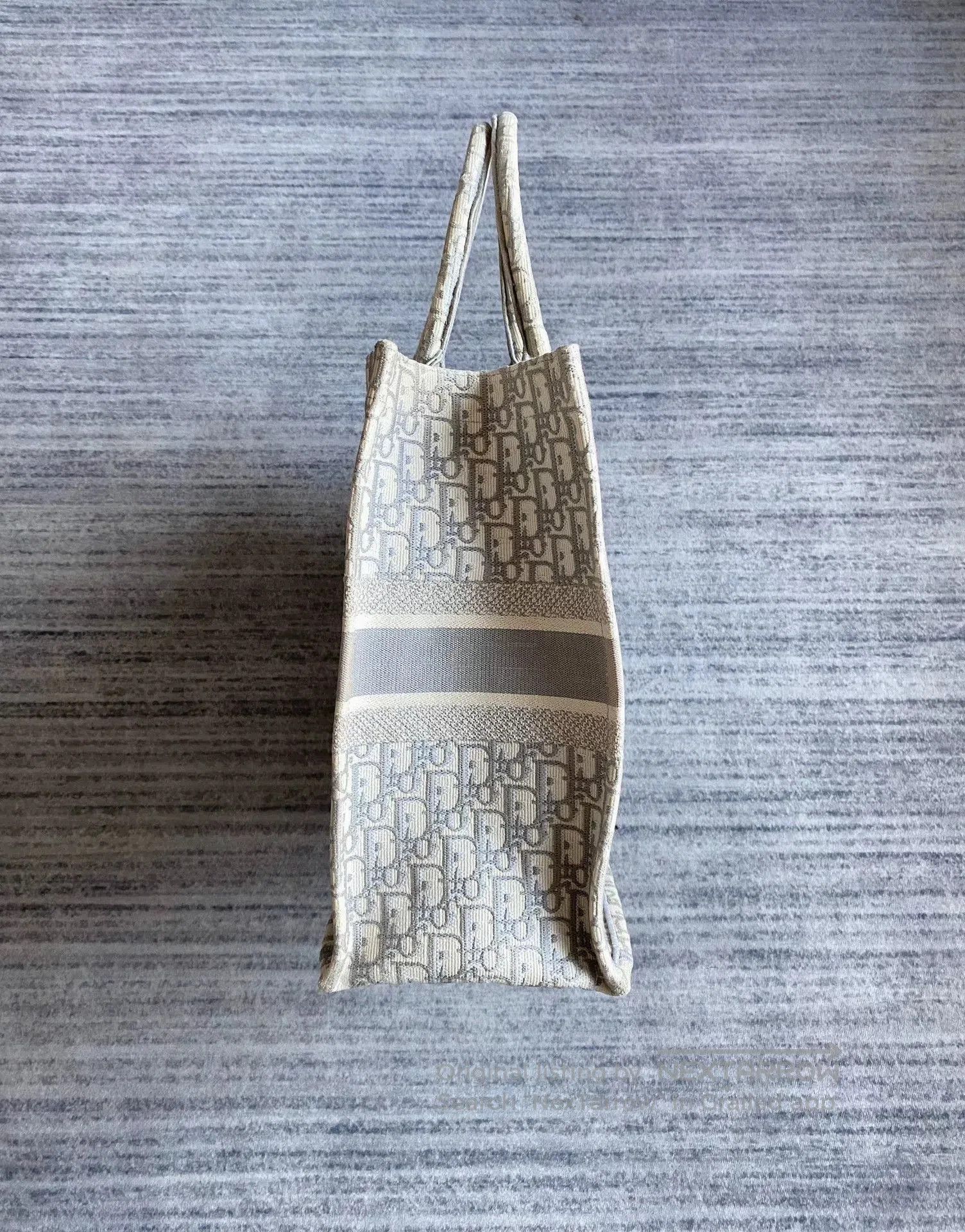 Dior dior gray logo tote bag large size. Size ONE SIZE - 5 Thumbnail