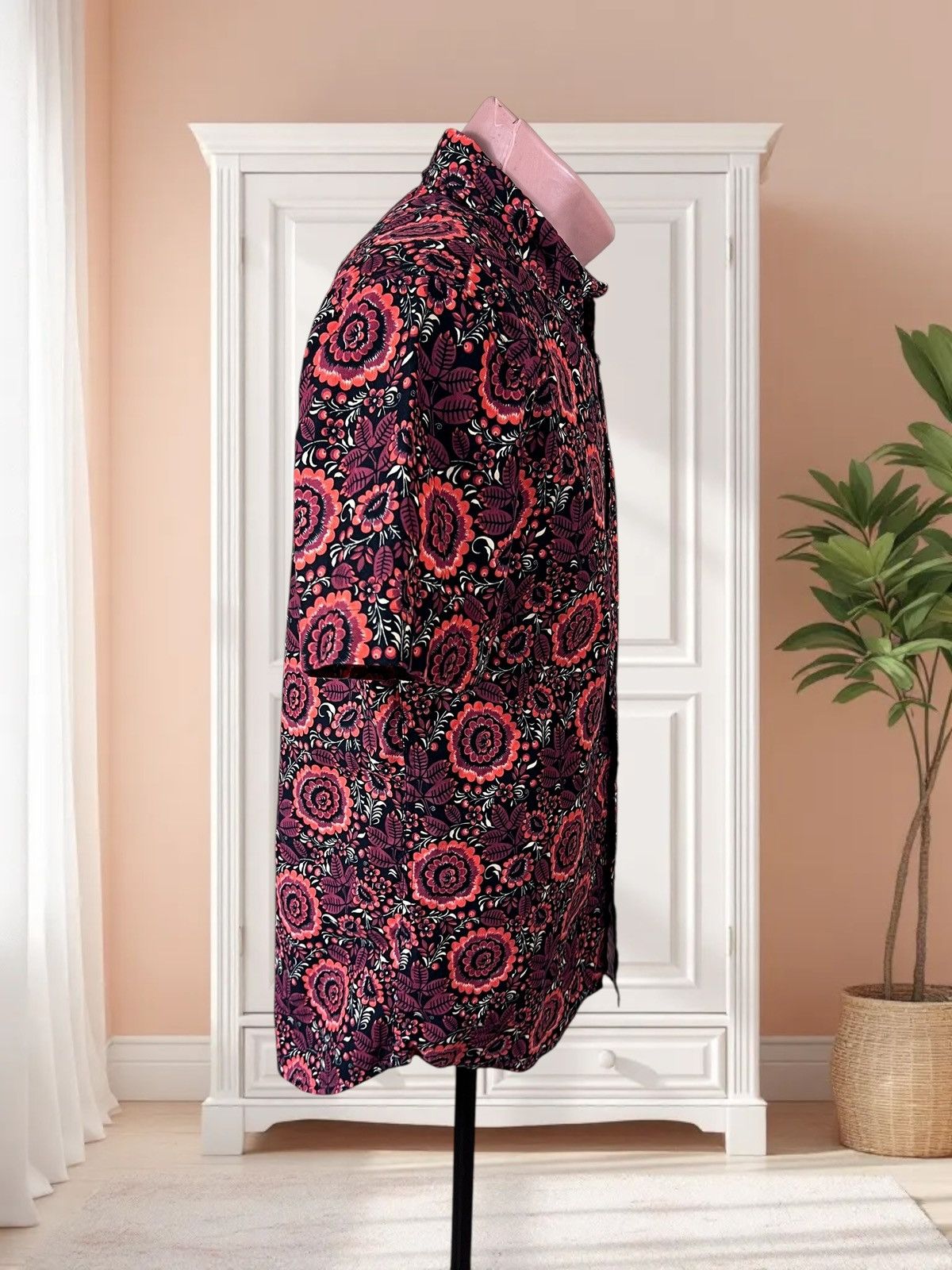 Anerkjendt Anerkjendt short sleeve shirt size M floral pattern Size US M / EU 48-50 / 2 - 2 Thumbnail