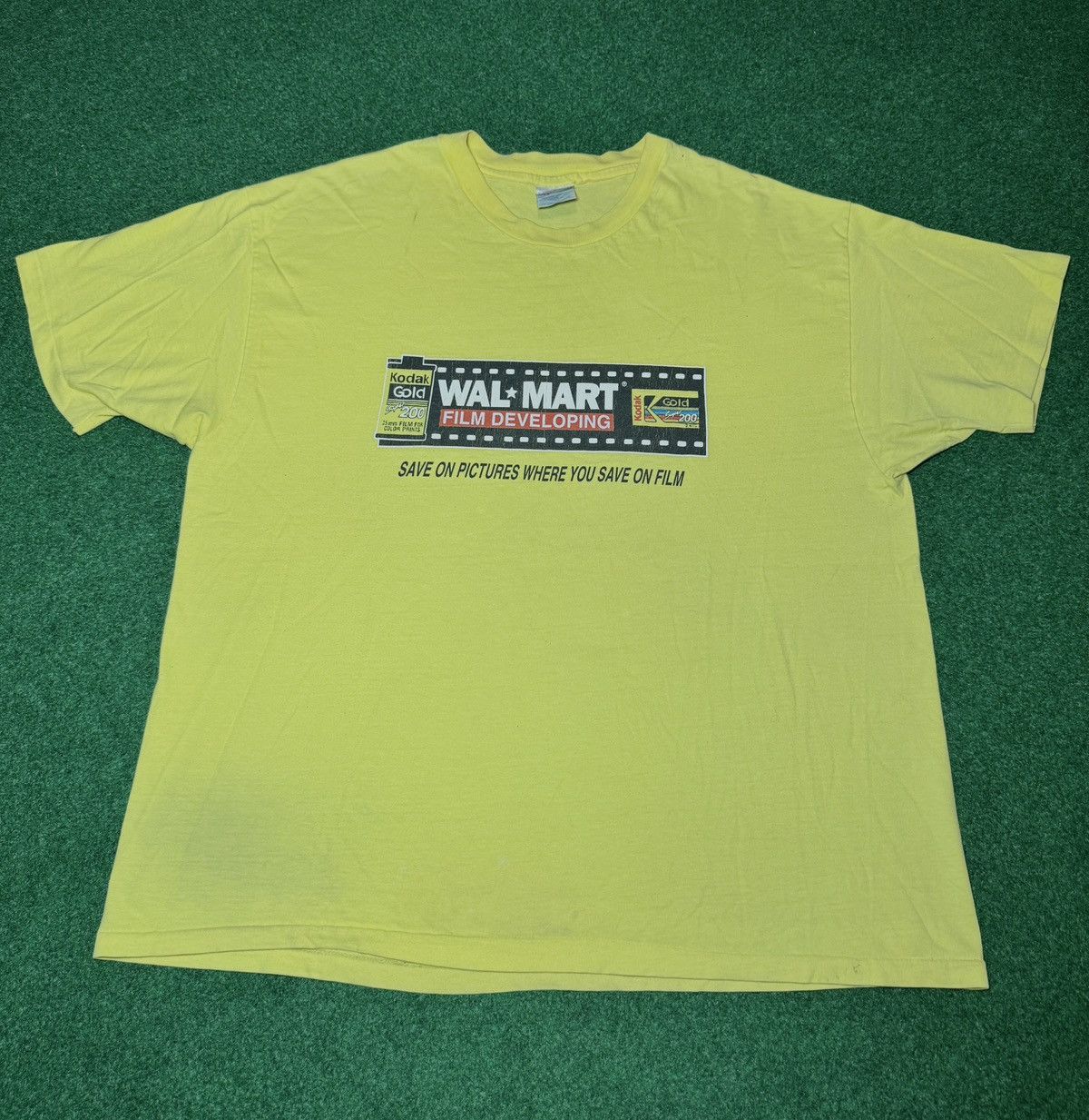 Kodak × Vintage Vintage 90s Walmart Kodak Gold Film Developing T Shirt Size US XXL / EU 58 / 5 - 1 Thumbnail