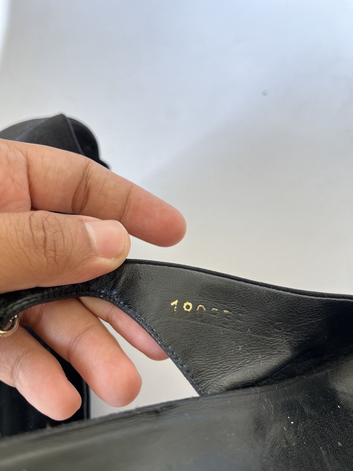 Gucci Gucci Suede Peep Toe Gold Metals Size US 5 / IT 35 - 14 Thumbnail