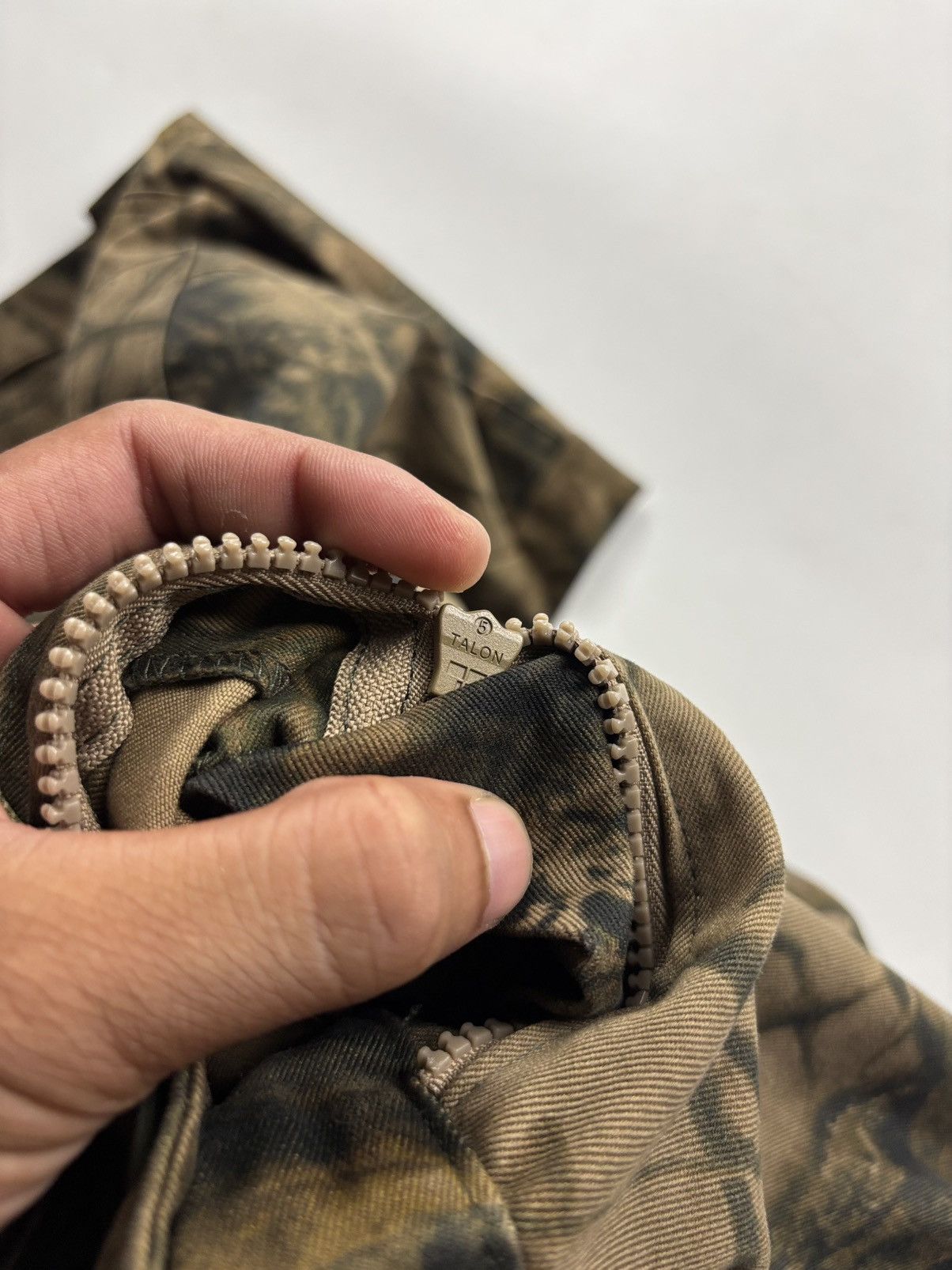 Yeezy Yeezy Season 5 Realtree Cargo Pants Size US 31 - 11 Thumbnail