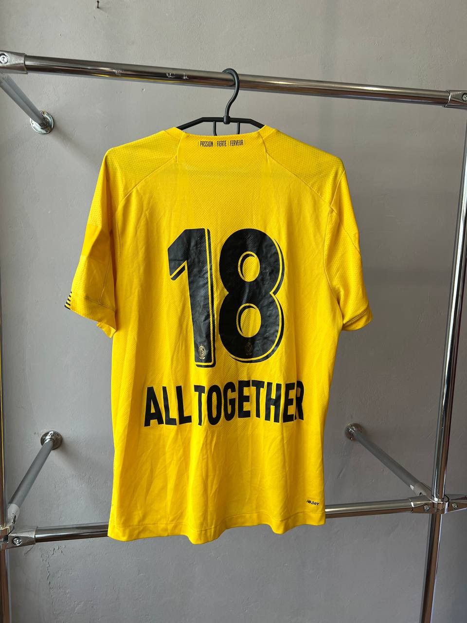 Sports Specialties 2019/20 STANDART LIEGE #18 THIRD SOCCER FOOTBALL JERSEY NB Size US M / EU 48-50 / 2 - 10 Thumbnail