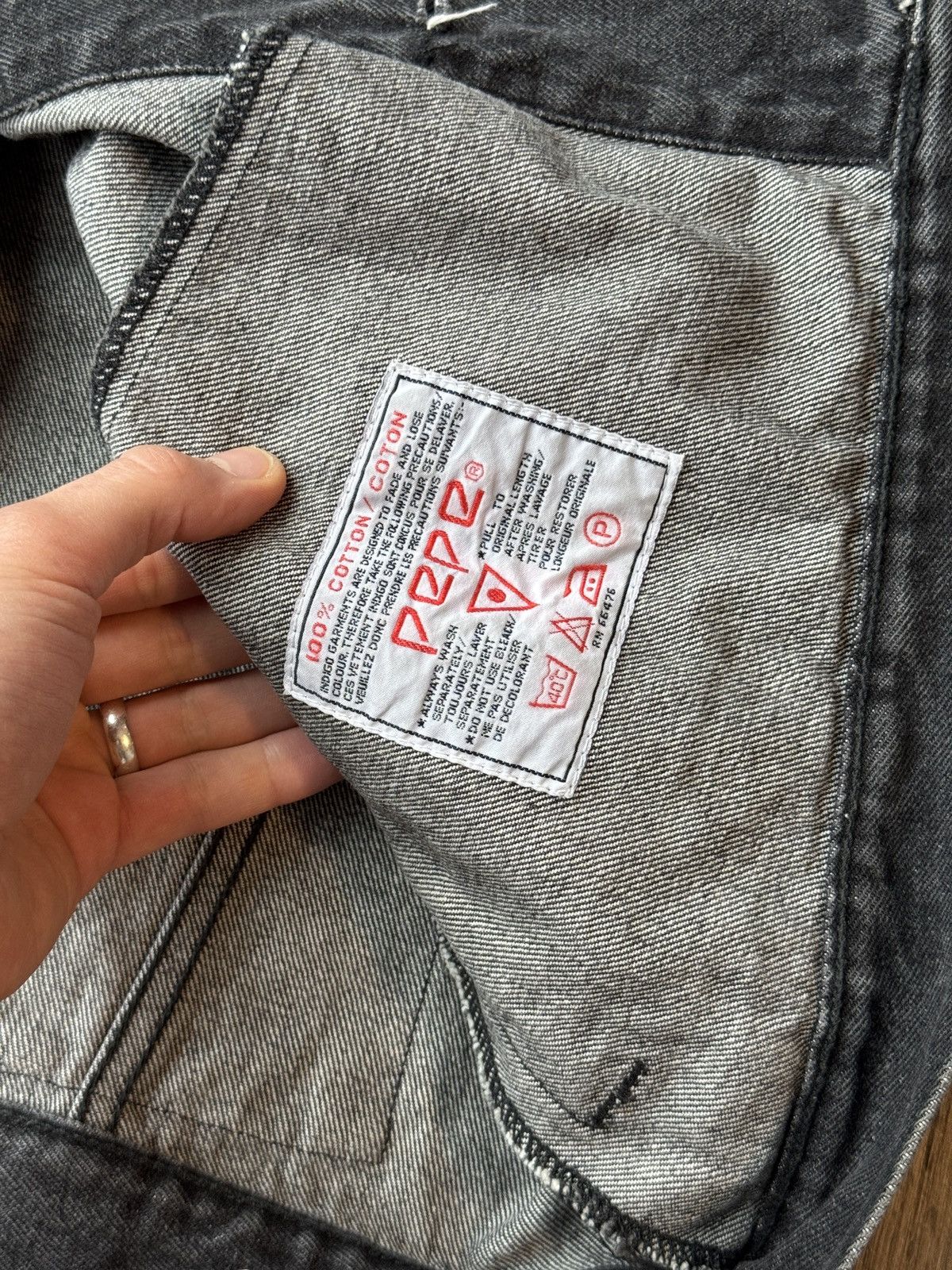 Pepe Jeans Vintage Pepe Denim Jacket Reworked 1988 Artwear Rob Shepherd Size US L / EU 52-54 / 3 - 10 Thumbnail