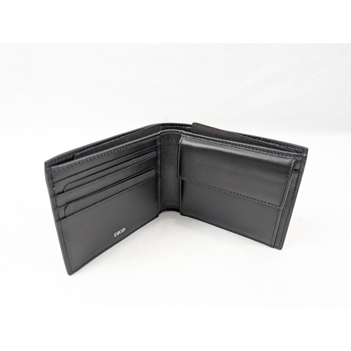 Dior o1rshd1 Size: OS / Wallet in Black Size ONE SIZE - 10 Thumbnail