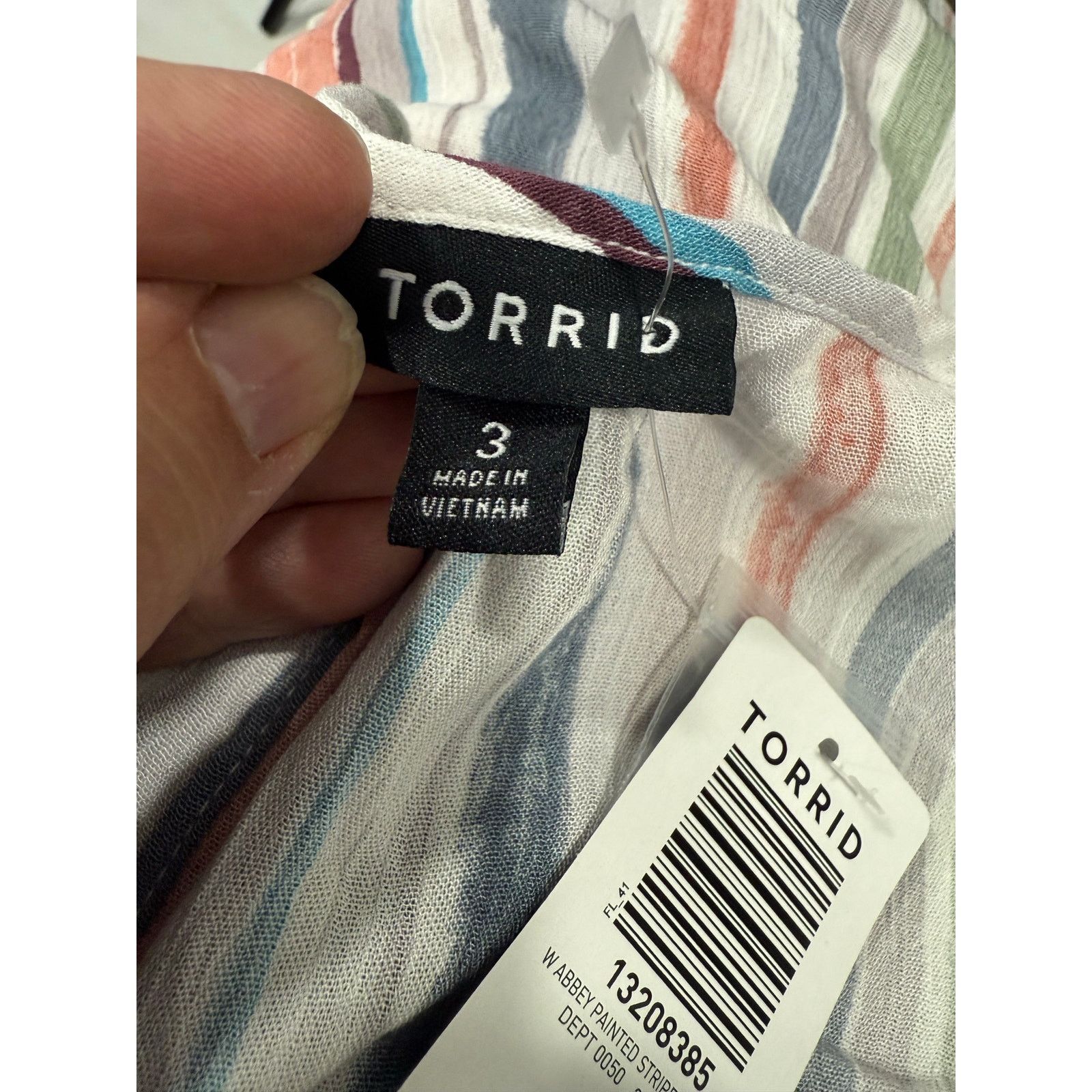 Other Torrid Women’s Plus Blouse Top 3X Rayon Striped NEW # G595 Size 3XL / US 20-22 - 4 Thumbnail