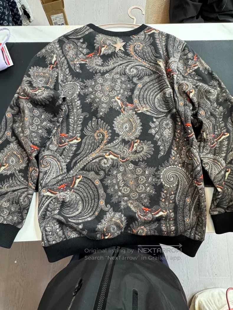 Givenchy Givenchy Printed pattern design hoodie casual top Size US S / EU 44-46 / 1 - 2 Thumbnail