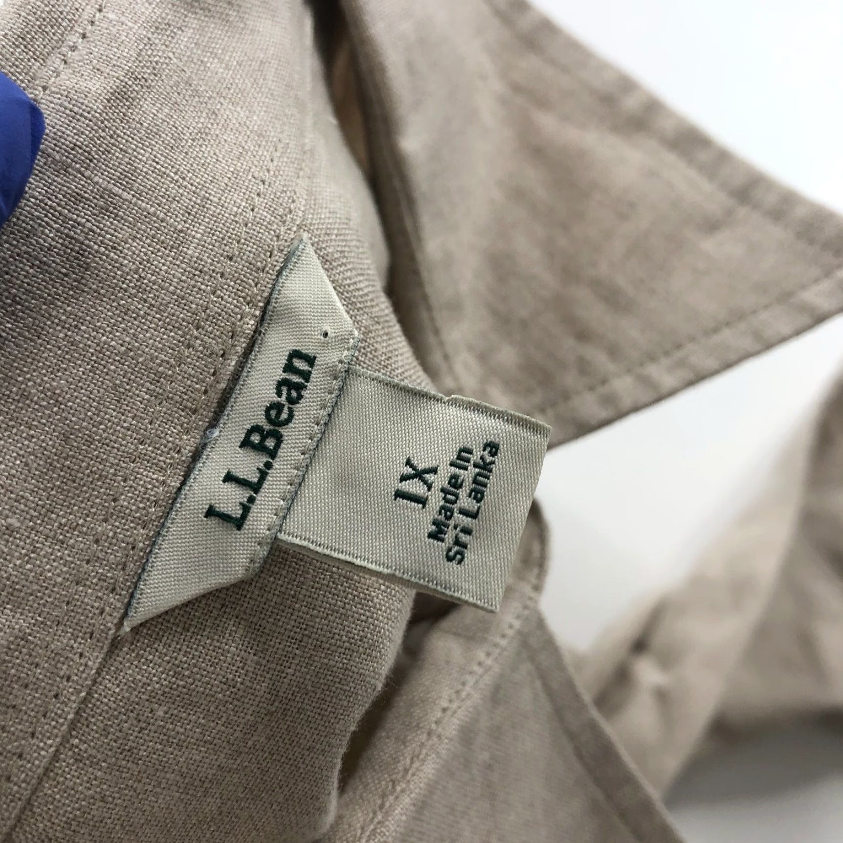 Vintage L.L. Bean Plus 1X Button Long Sleeve Shirt Linen Beige Tan MINT Ladies 1X Casual Solid Button-Up All Seasons Women's Shirt Size XL / US 12-14 / IT 48-50 - 8 Thumbnail