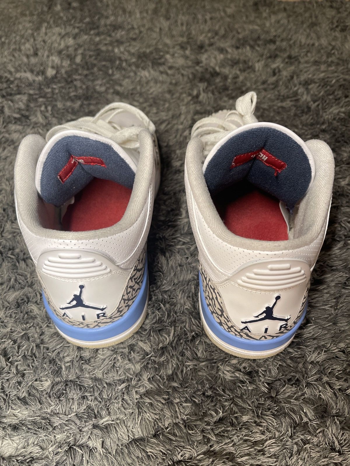 Jordan Brand × Nike Air Jordan 3 Retro UNC Size 8.5 (EU42) Size US 8.5 / EU 41-42 - 4 Thumbnail