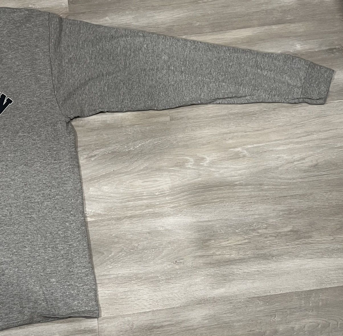 Champion American College Georgetown Grey Long-sleeve T-shirt Size US L / EU 52-54 / 3 - 6 Thumbnail