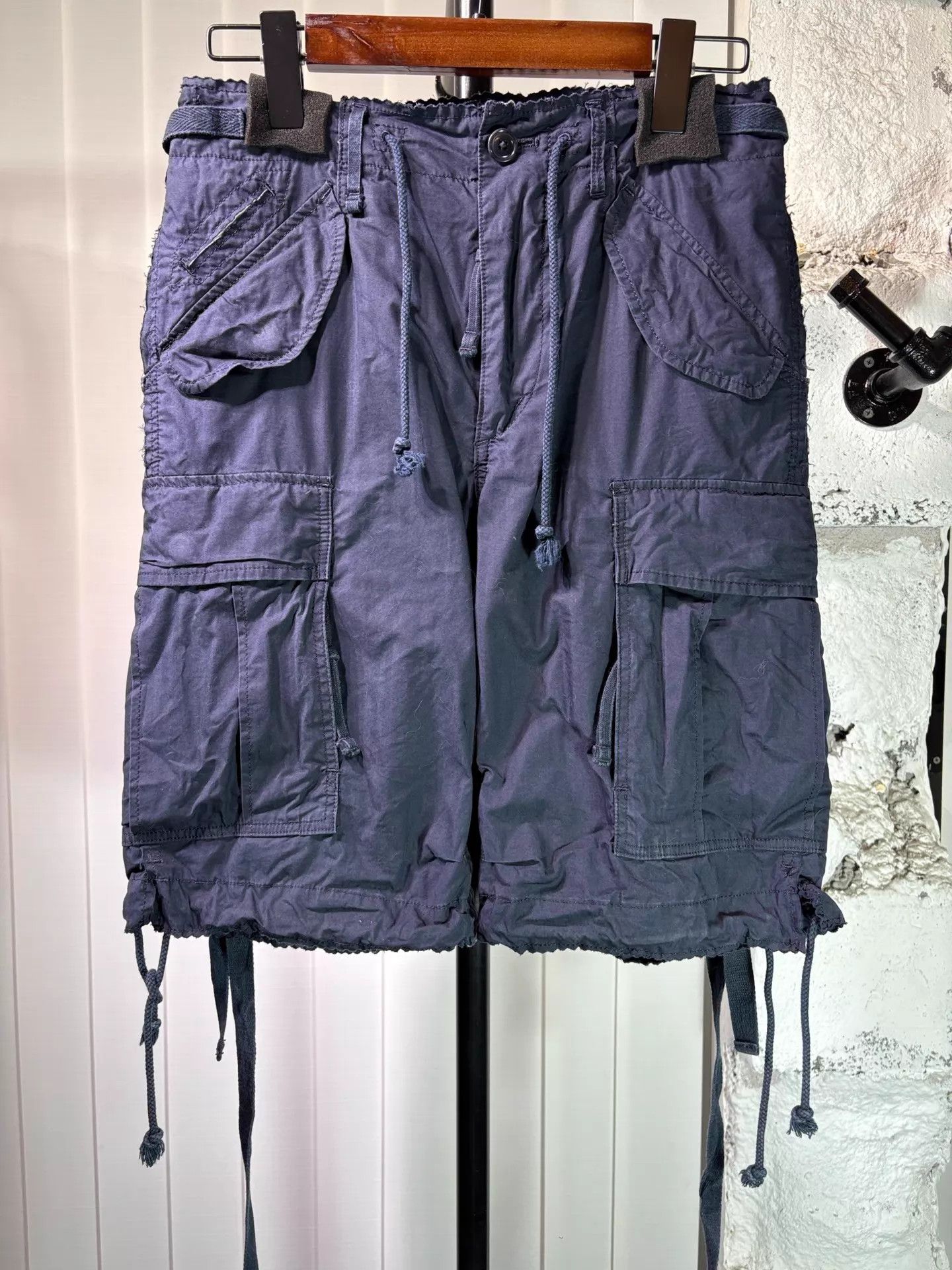 Takahiromiyashita The Soloist. TAKAHIROMIYASHITA The Soloist 15SS Navy Work Shorts Size US 28 / EU 44 - 1 Thumbnail