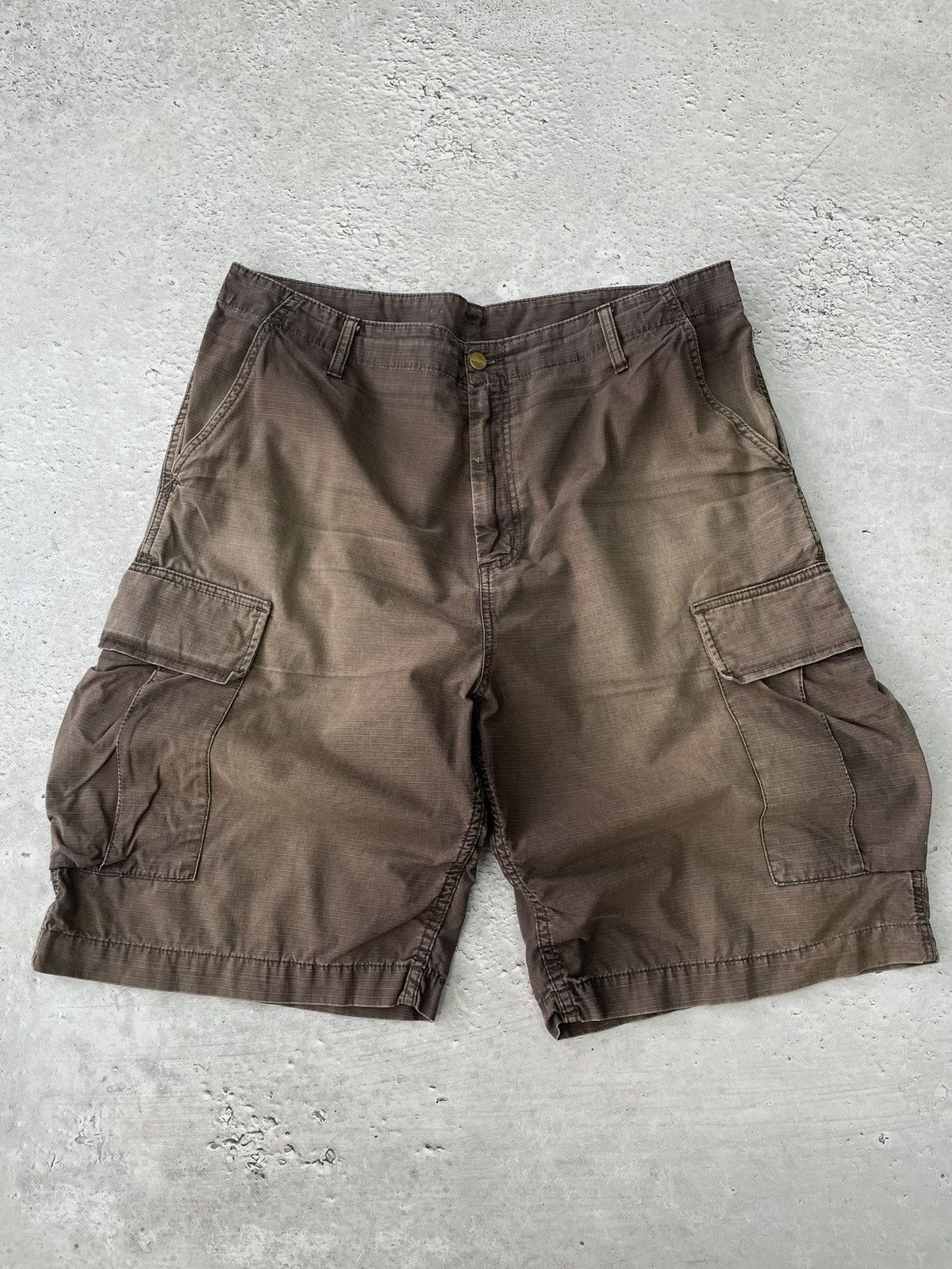 Carhartt Vintage cargo sun faded Carhartt wip shorts pants y2k Size US 36 / EU 52 - 1 Thumbnail