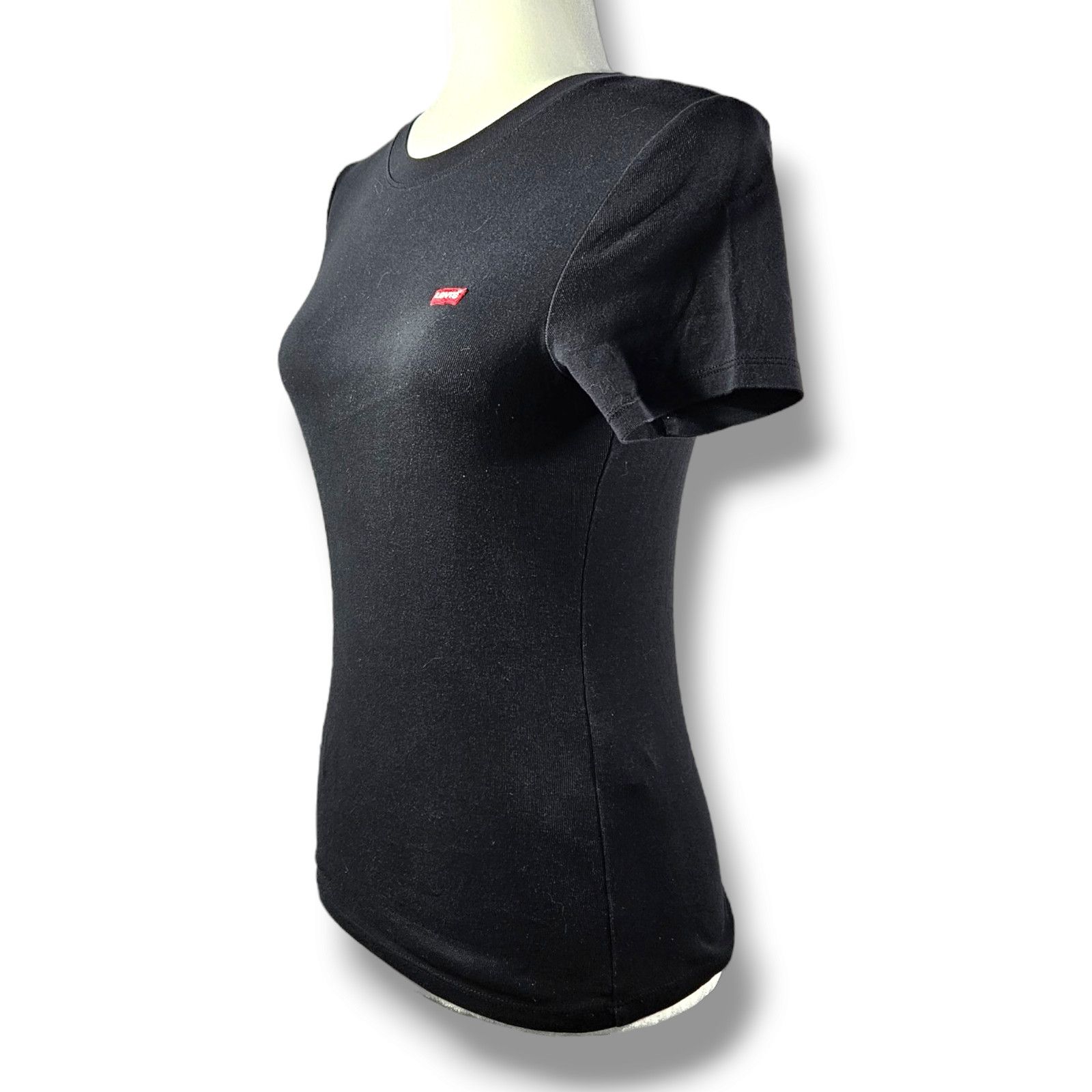 Levi's EUC Levi's Red Brand Logo Rib Baby T-Shirt Sz. M Black Size M / US 6-8 / IT 42-44 - 1 Thumbnail