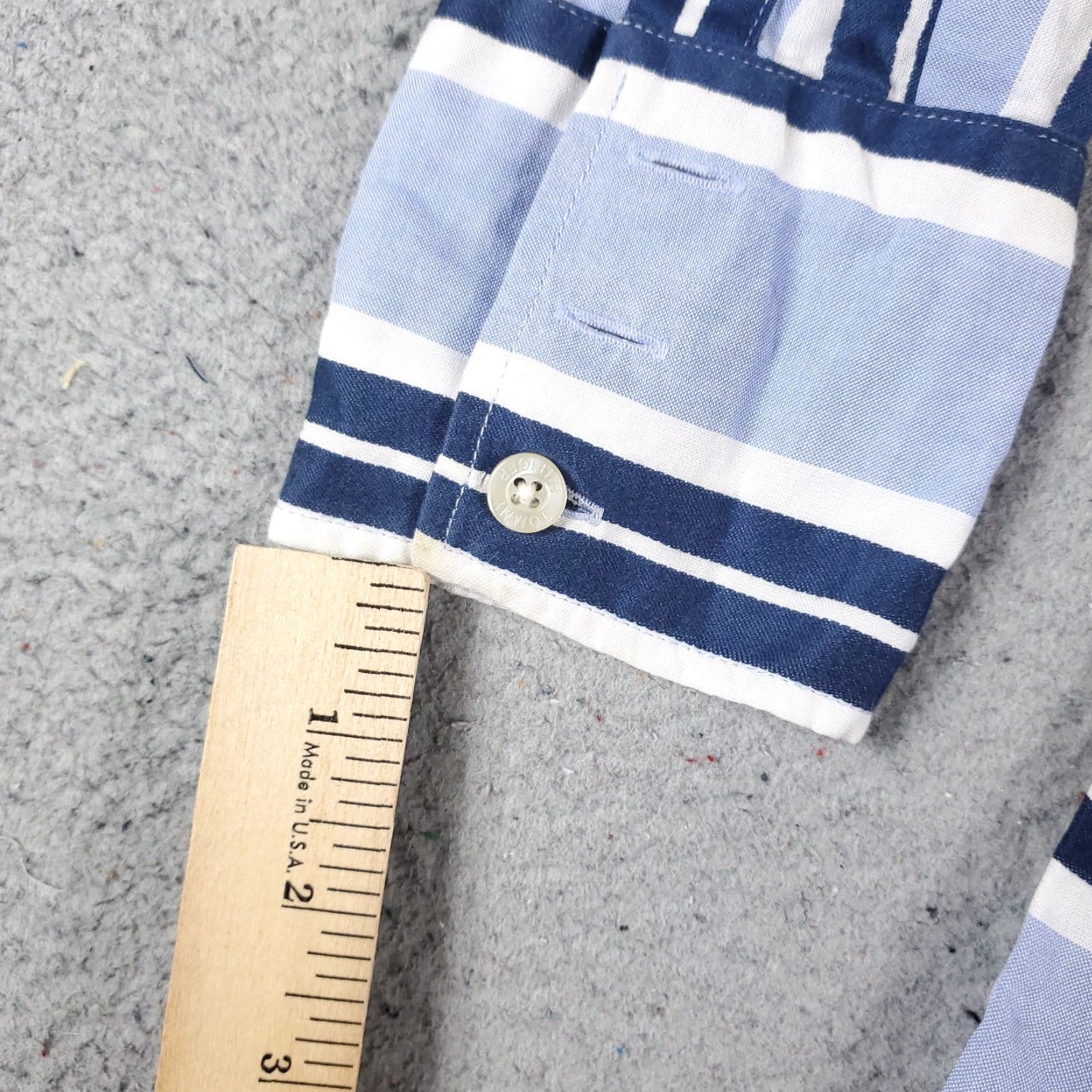 Tommy Hilfiger Tommy Hilfiger Women's Button-Up Shirt Size 6 Blue Striped Long Sleeve Casual Modern Preppy Size M / US 6-8 / IT 42-44 - 3 Thumbnail