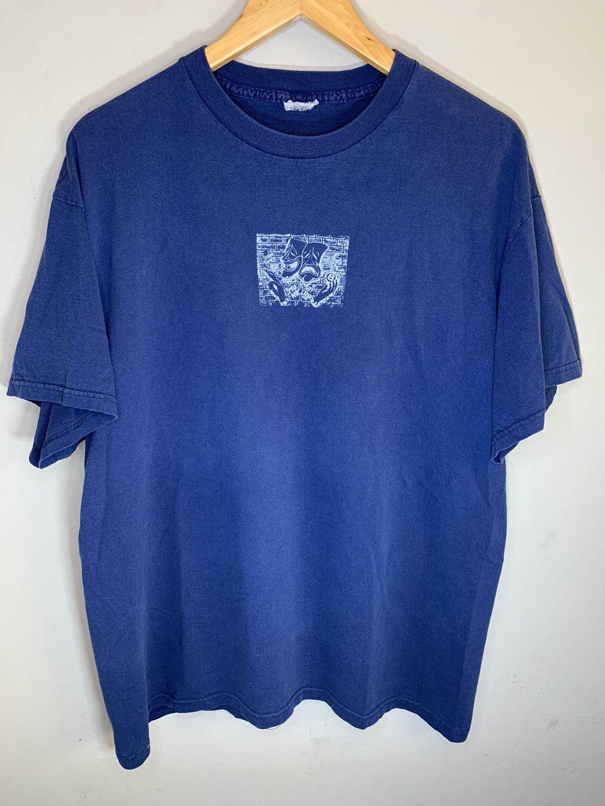 Vintage *RARE* Vintage 90s Smile Now Cry Later Homies Graffiti Shirt Size US L / EU 52-54 / 3 - 2 Thumbnail