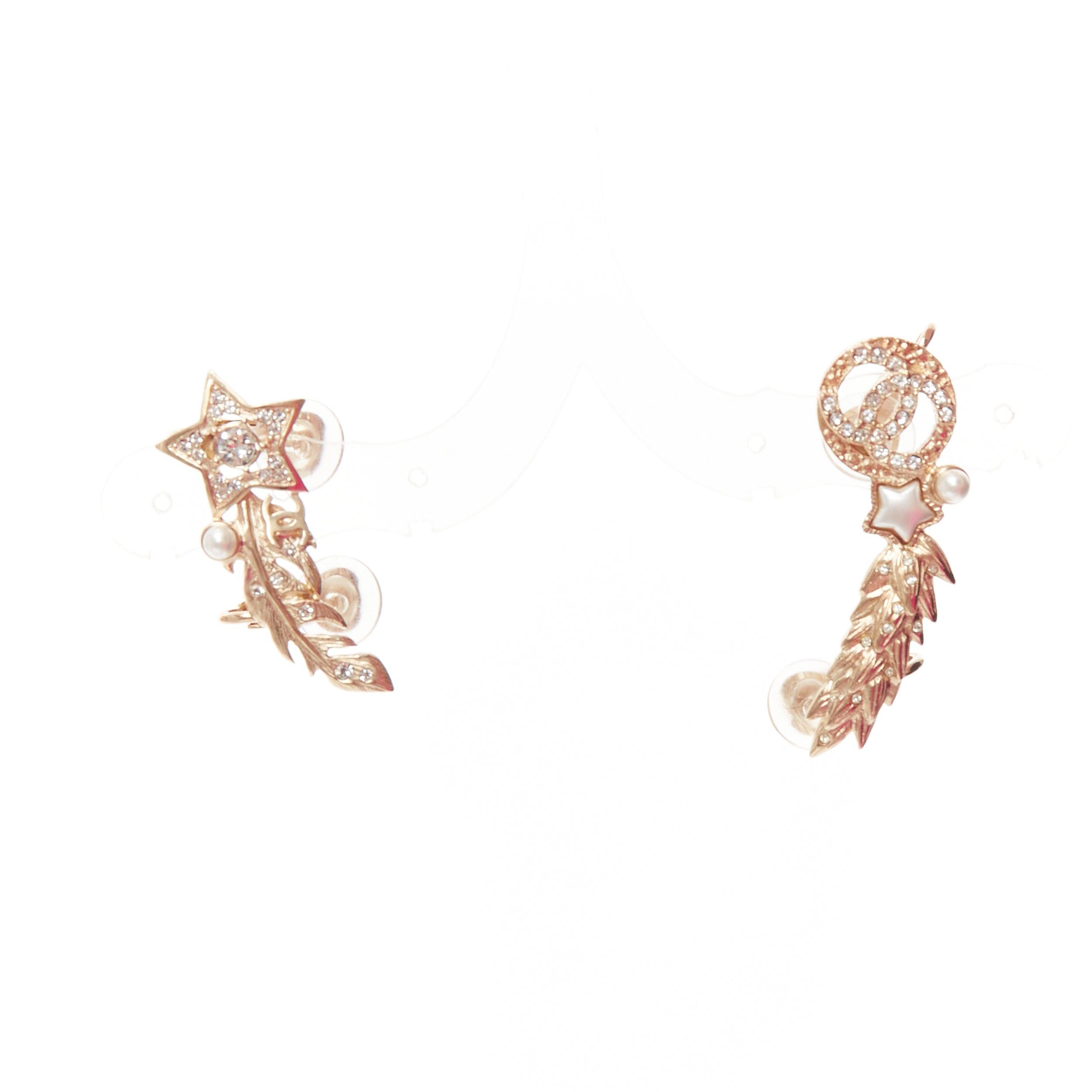Chanel CHANEL A19 Shootting Star gold CC logo irregular clip on earring cuffs Pair Size ONE SIZE - 1 Thumbnail