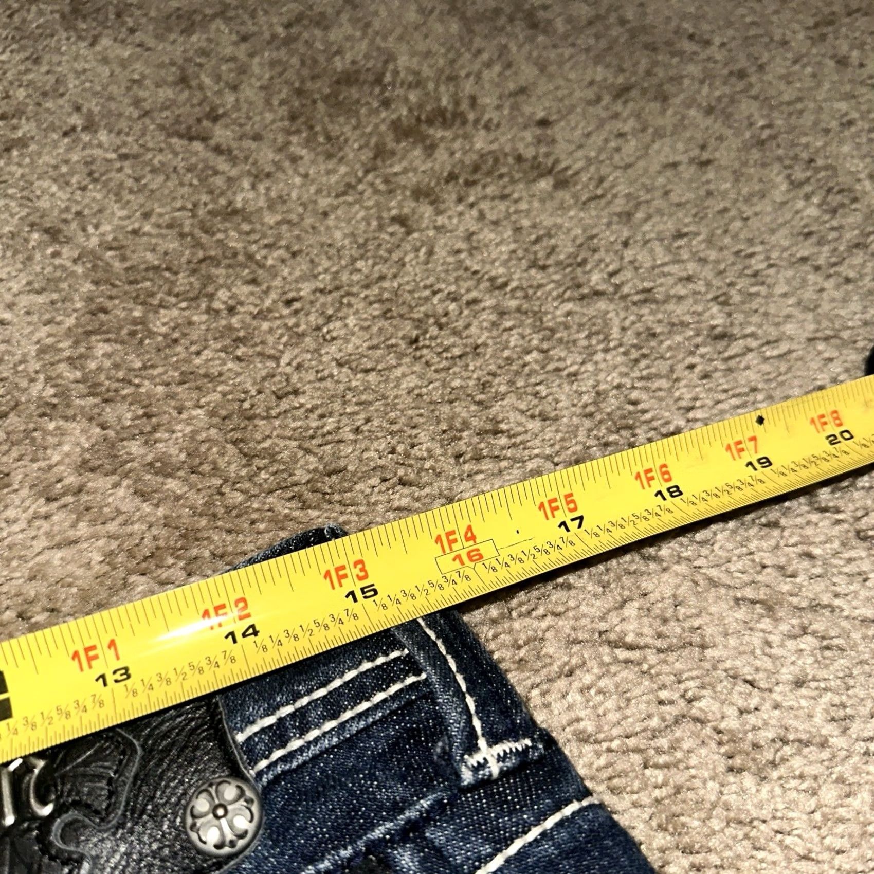 Miss Me VINTAGE Miss Me Denim Short Shorts Womens 30 Distressed Blue Grunge 8 in Inseam Embroidered Rhinestone Pattern Solid Casual Everyday Cotton Denim Size 30" / US 8 / IT 44 - 6 Thumbnail