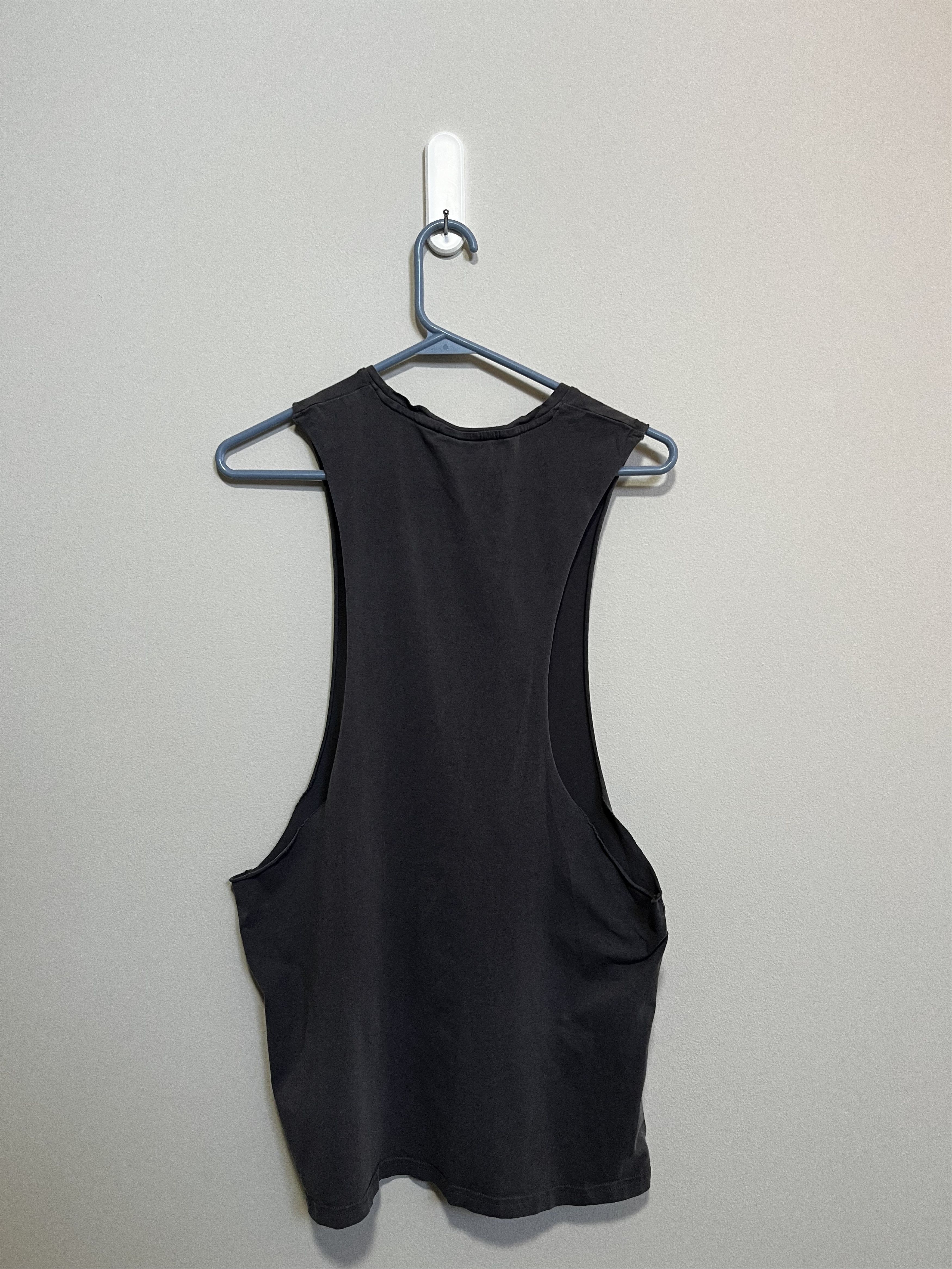 Gymshark Gymshark Stringer / Cutoff Tank Size US M / EU 48-50 / 2 - 2 Thumbnail
