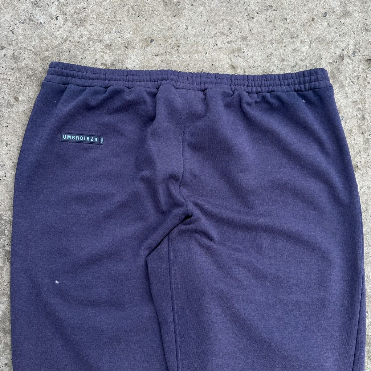 Umbro Vintage Umbro Joggers Small Logo Trashed Size L Y2K 90s USA Size US 36 / EU 52 - 11 Thumbnail