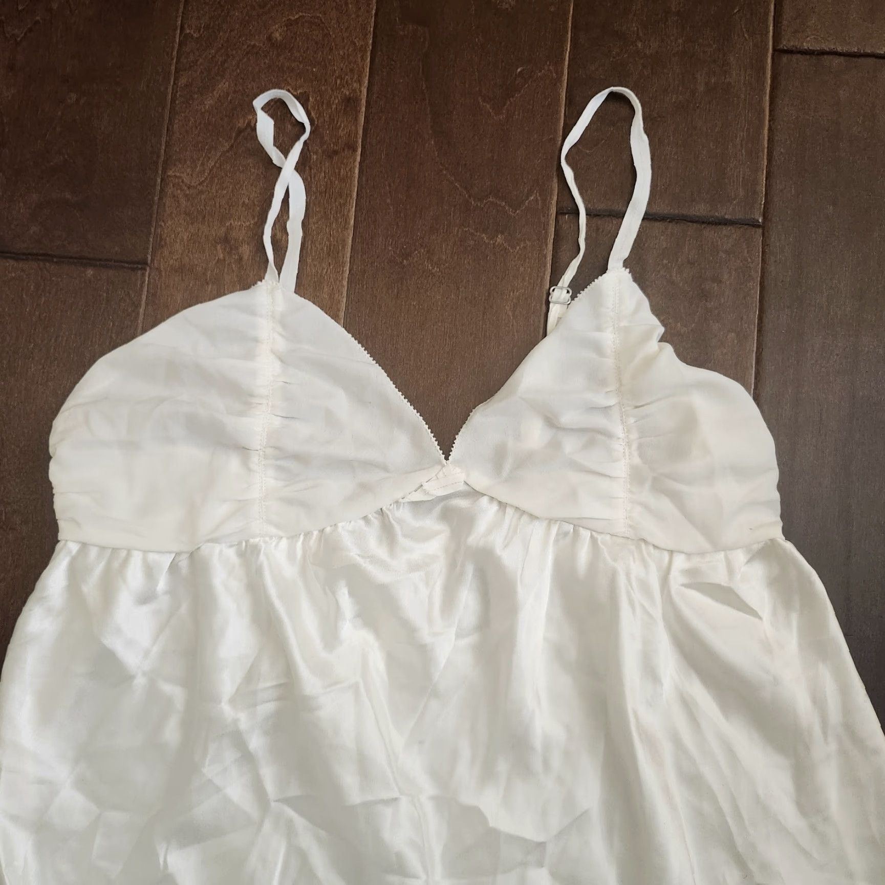 Vera Wang Vera Wang Dress Women's Nightgown Top - Size M White Polyester Solid Classic Modern-Seasonal Nightwear (Intimates & Sleep) Size M / US 6-8 / IT 42-44 - 5 Thumbnail