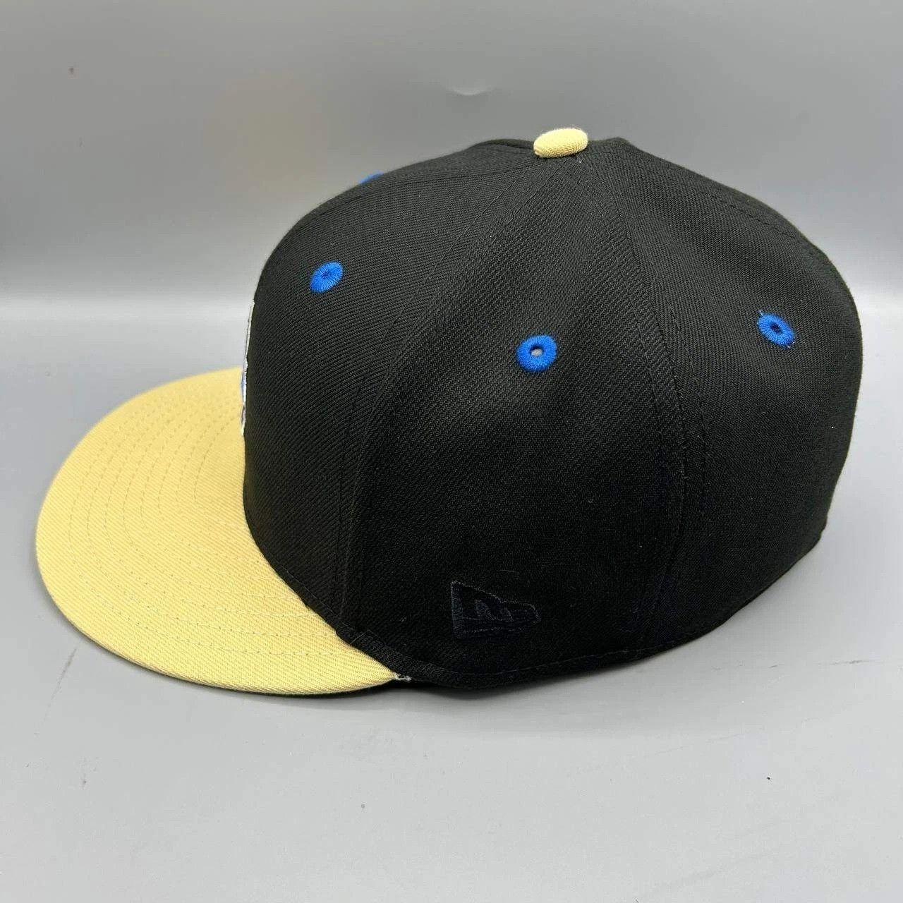 New Era Los Angeles LA Dodgers Hat Men 7 3/8 Black Yellow MLB Fitted Size ONE SIZE - 6 Thumbnail