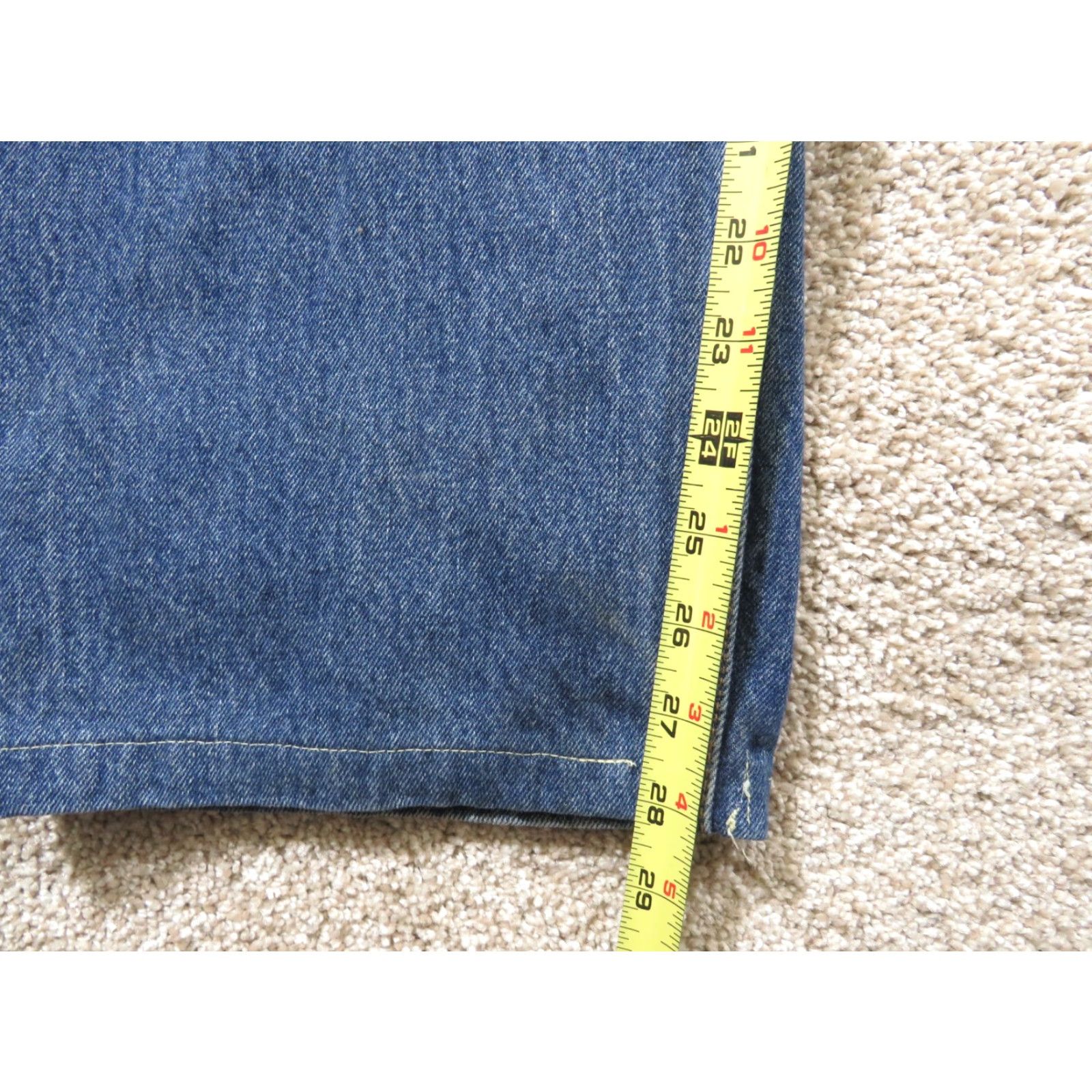 Levi's Vintage Levi's 550 Jeans Blue Relaxed Fit Tapper leg 42X28 Distressed 5-Pocket Denim Men Straight Jeans Size US 42 / EU 58 - 4 Thumbnail