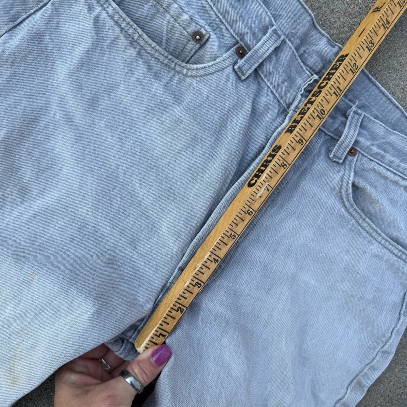 Levi's 80s Levi’s 501 Button Fly Light Gray Straight Leg Jean 33x34 Size US 33 - 7 Thumbnail