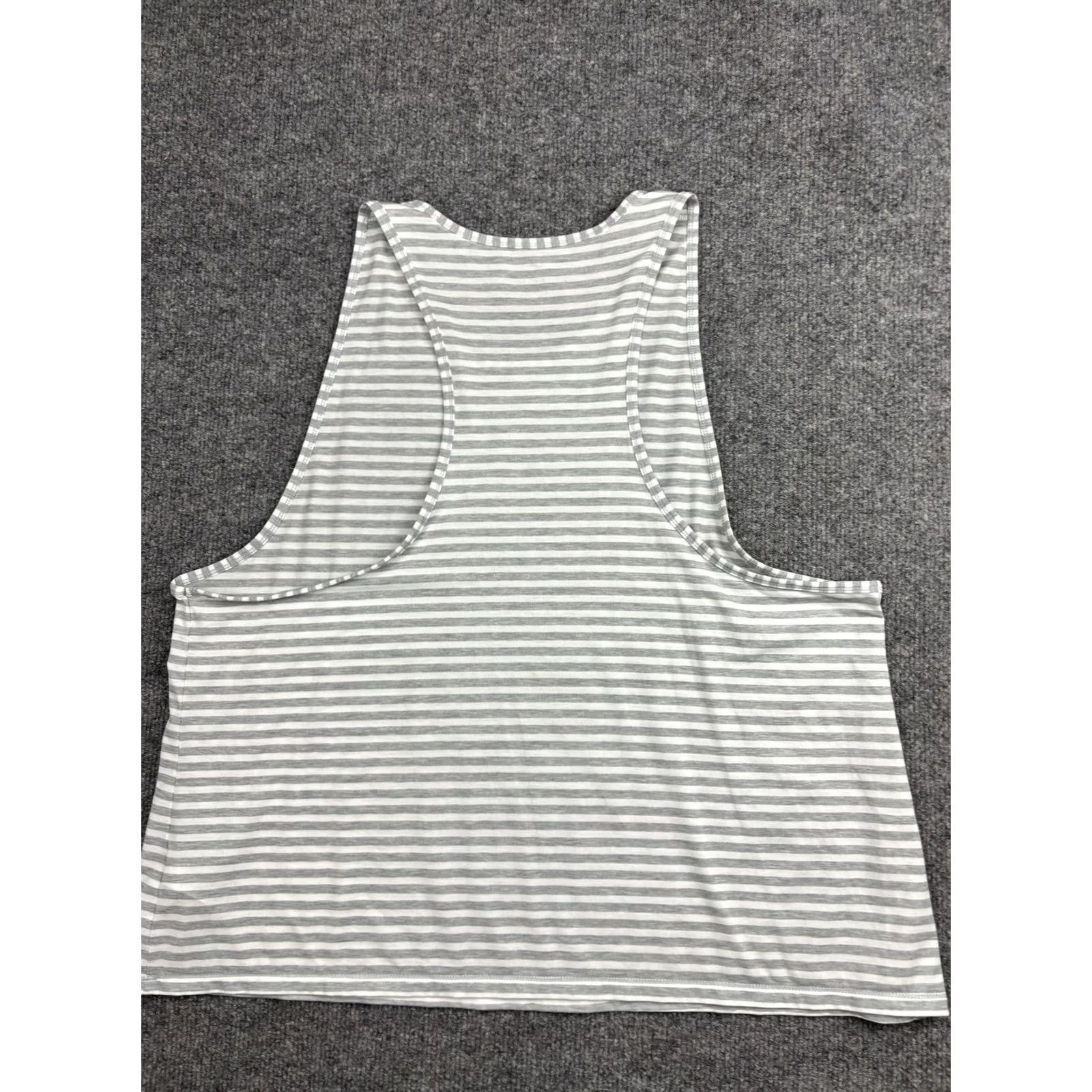 Athleta Athleta Tank Top Womens XL Gray White Striped Cropped Muscle Workout Shirt Size XL / US 12-14 / IT 48-50 - 7 Thumbnail