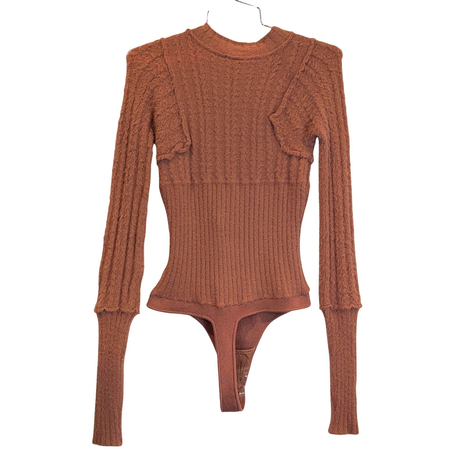 Free People Free People NWT Keep Me Warm Cable Stitch Bodysuit Size M Size M / US 6-8 / IT 42-44 - 3 Thumbnail