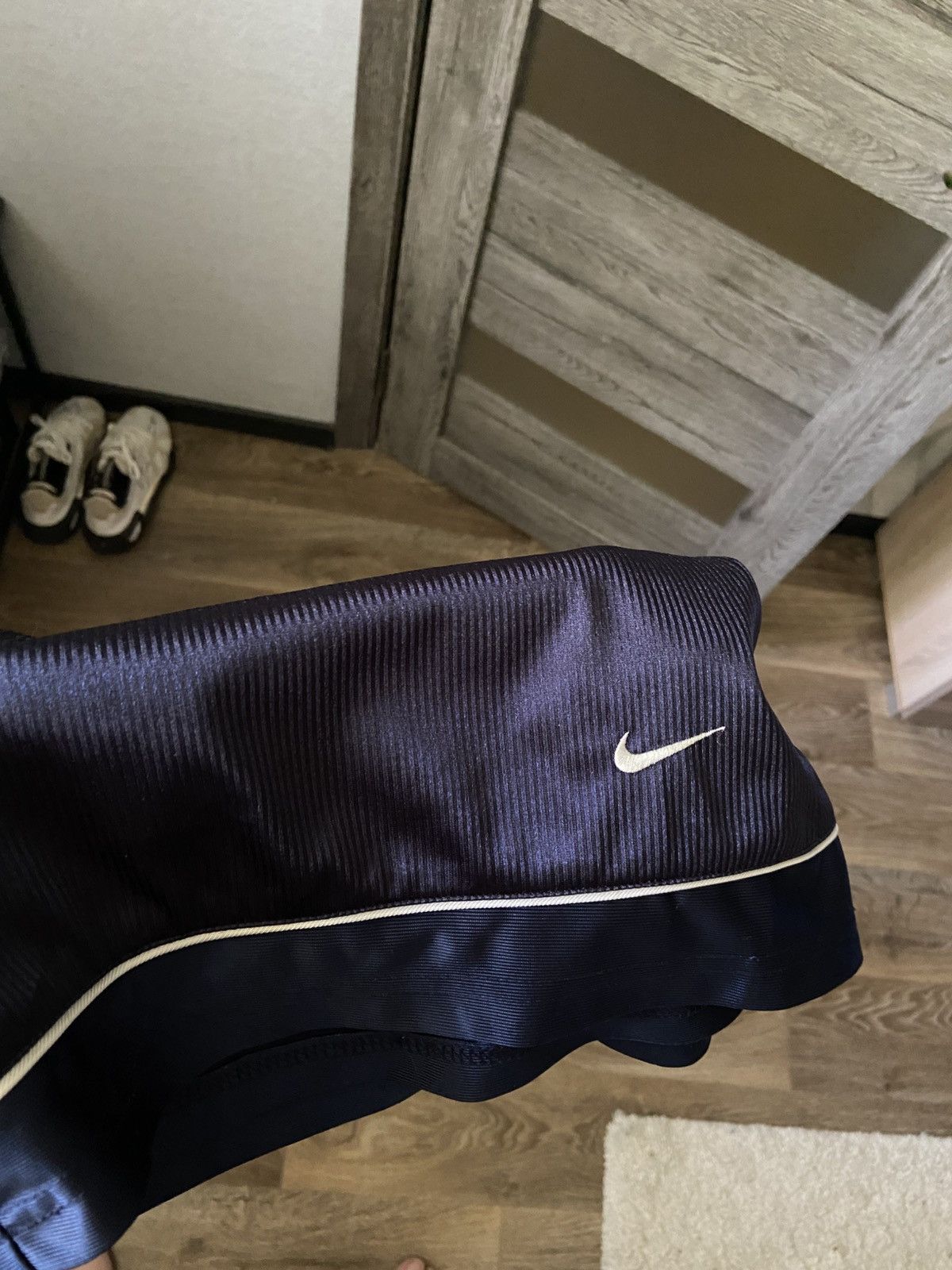 Nike Nike Vintage Basketball Shorts Taiwan 90s Navy Blue Mesh Size US 31 - 3 Thumbnail