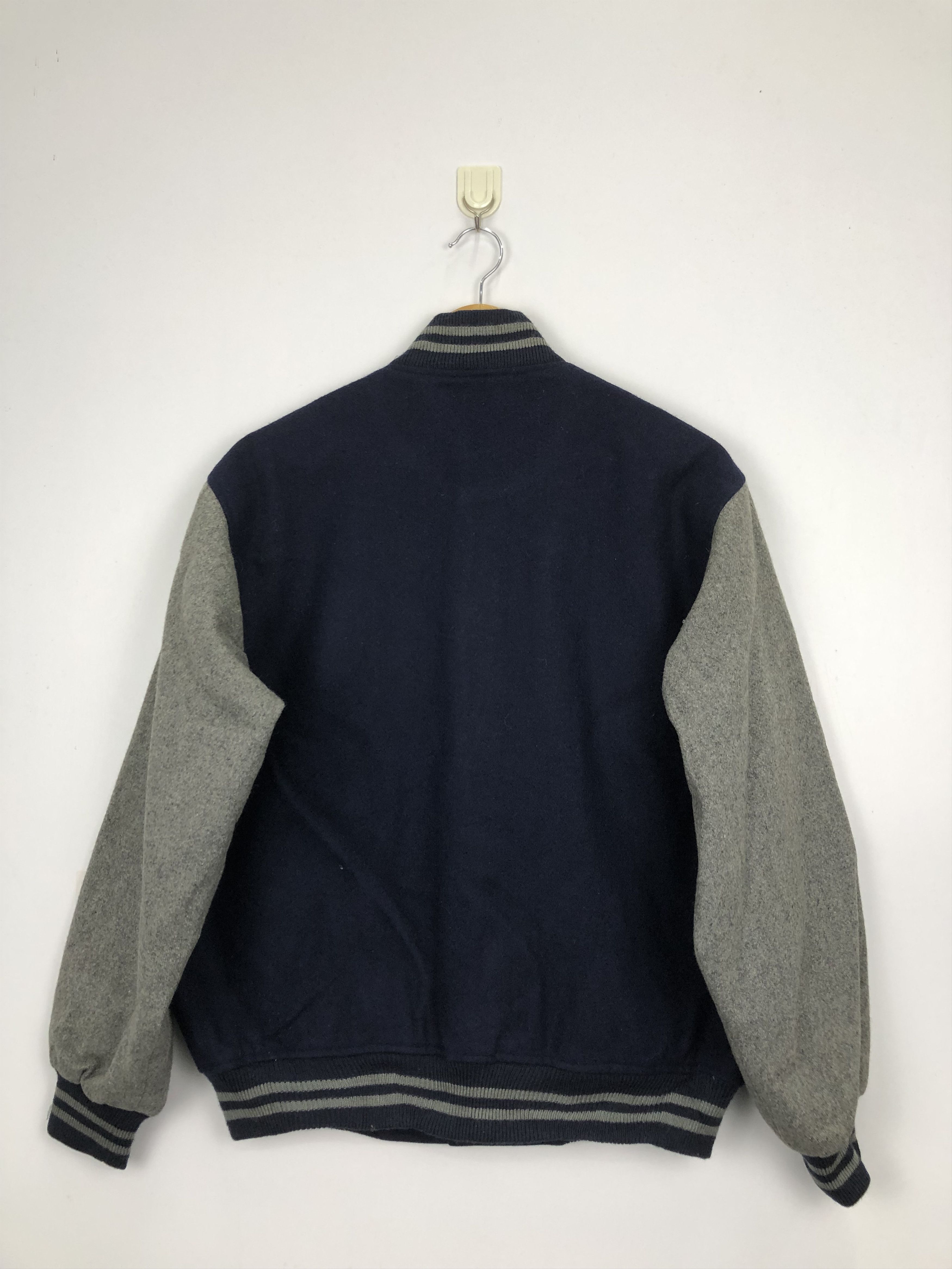 Japanese Brand Vintage Crocodile Wool Varsity Jacket Embroidered Logo V0360 Size US M / EU 48-50 / 2 - 3 Thumbnail