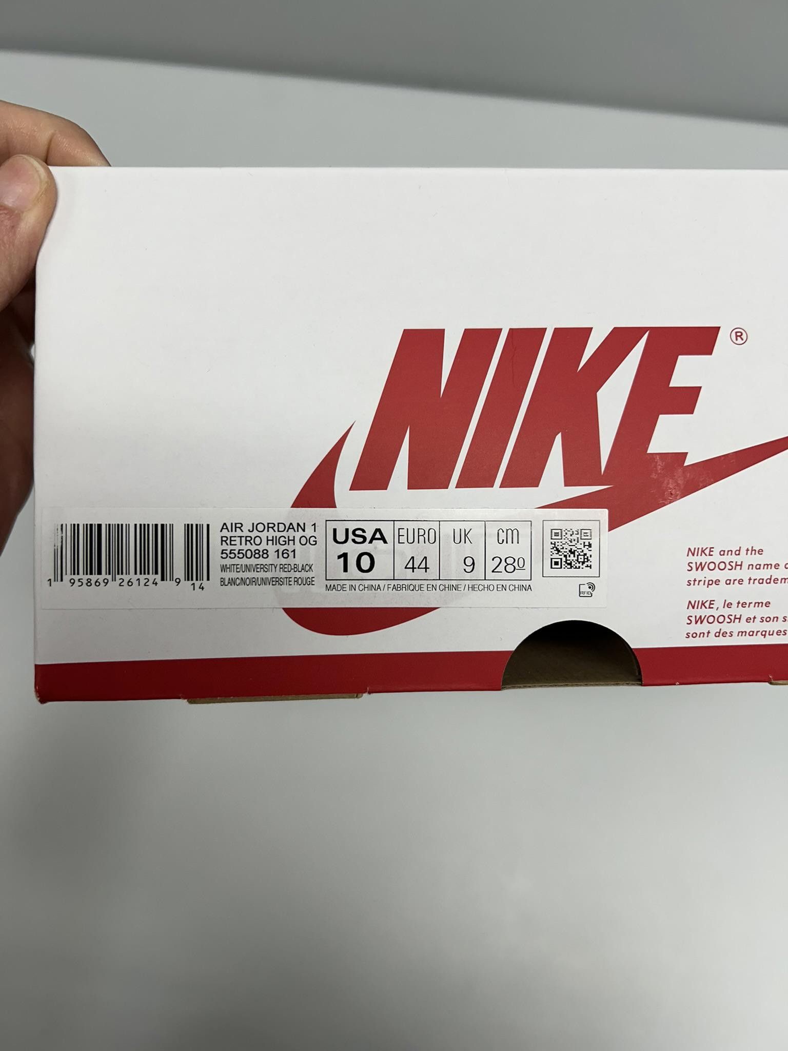 Nike Nike Air Jordan 1 Retro High OG Red/White Sneakers Size US 10 / EU 43 - 12 Thumbnail