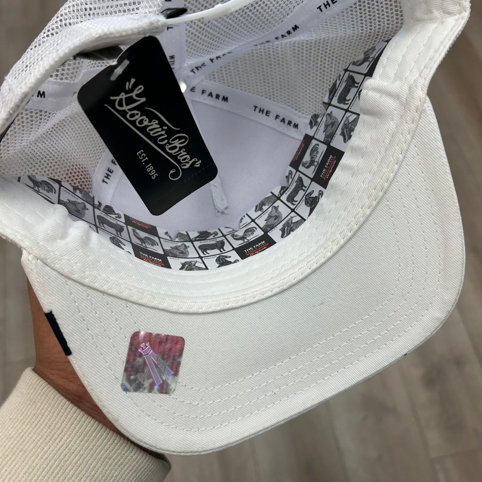 Goorin Bros. Goorin Bros The White Tiger Trucker Hat Cap Snapback B25 Size ONE SIZE - 5 Thumbnail