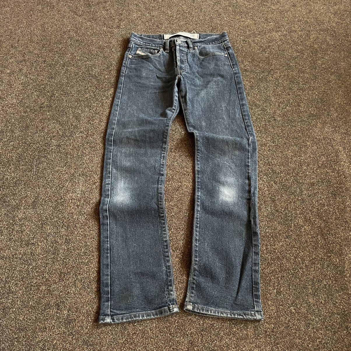 Vintage Vintage Y2K Diesel Jeans Thrashed Faded Grunge Skate Logo 26 Size 26" / US 2 / IT 38 - 3 Thumbnail