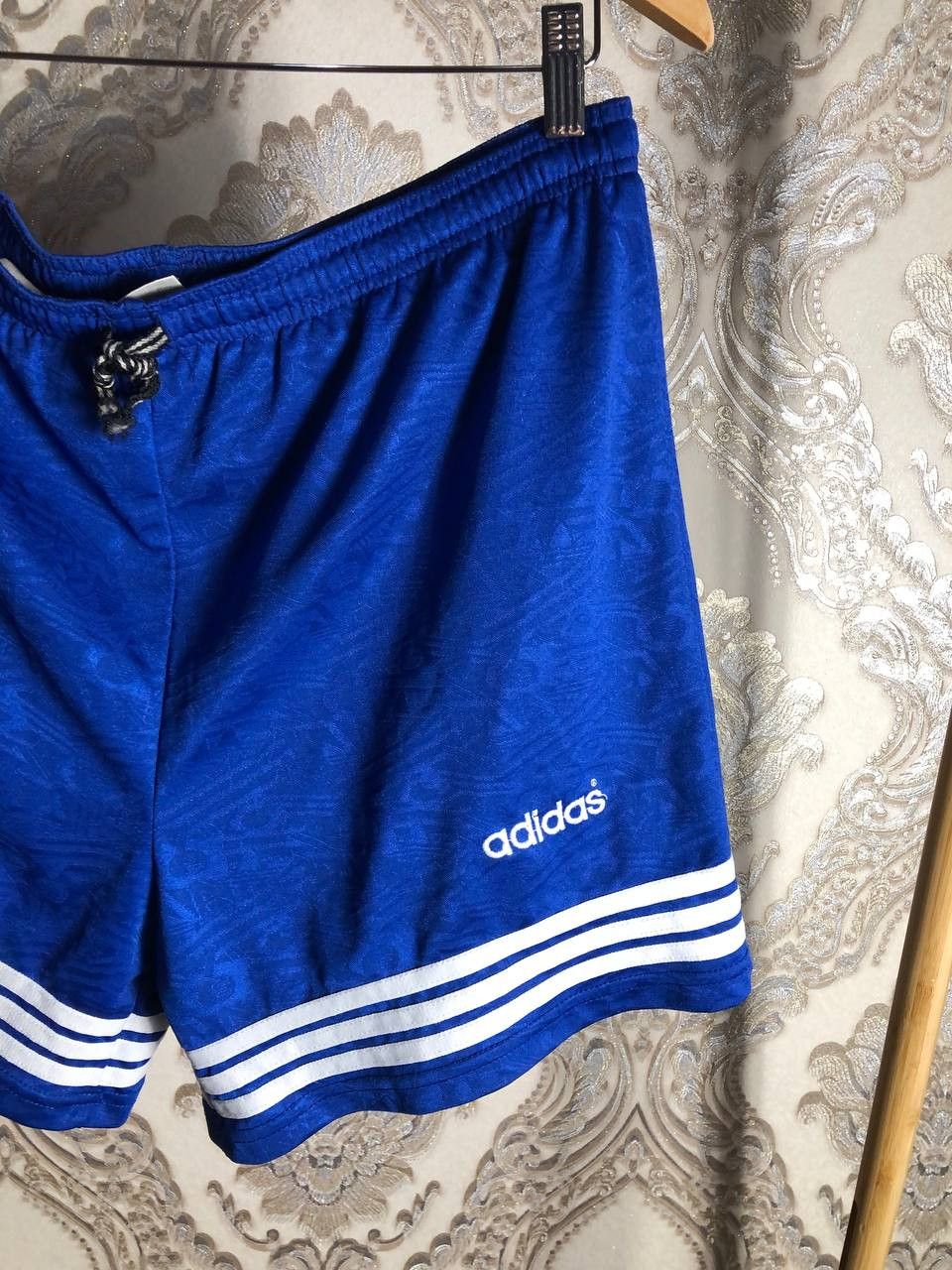 Adidas Vintage Adidas Original Equipment Retro Soccer Shorts Y2K Size US 34 / EU 50 - 2 Thumbnail