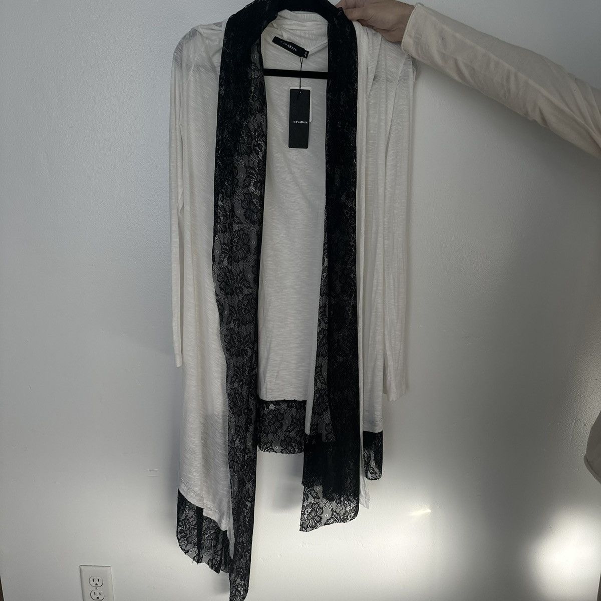 If Six Was Nine Resisted White cardigan Size US M / EU 48-50 / 2 - 1 Thumbnail