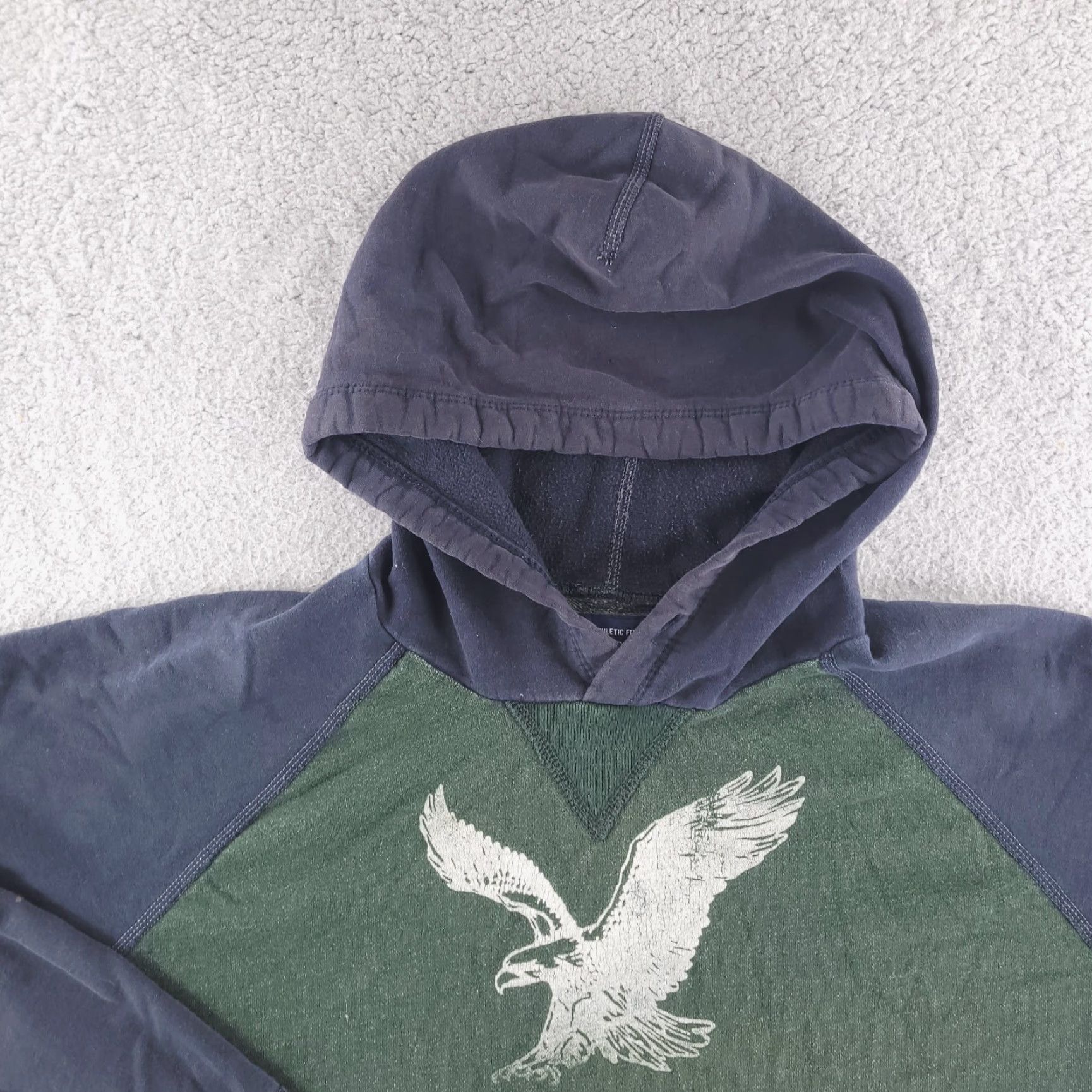 American Eagle Outfitters VINTAGE American Eagle Hoodie Mens M Green Baseball Retro Pullover"> Size US M / EU 48-50 / 2 - 6 Thumbnail